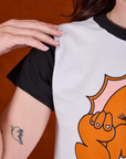 Anniversary Tee in Smile shoulder close up on Alex