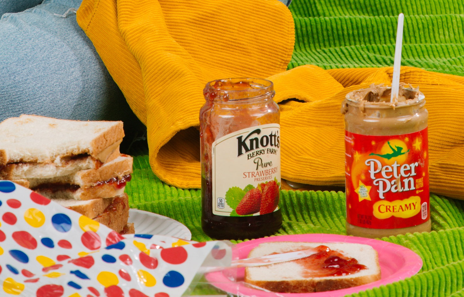PB&J. Emily Alben and Lila Mensing Photos Sara Cath