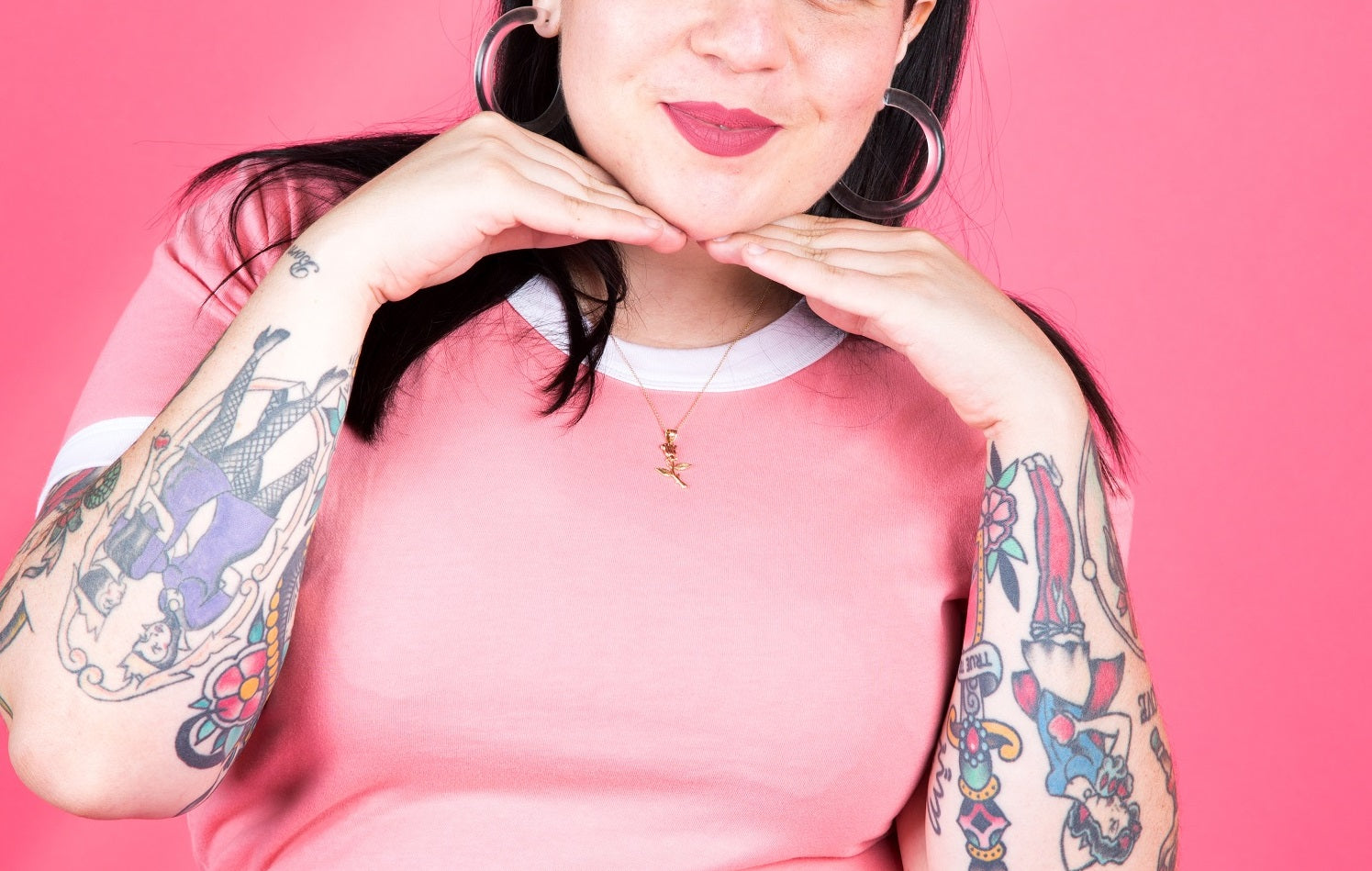Perfect Pink! Molly Matalon. Photos Sara Cath