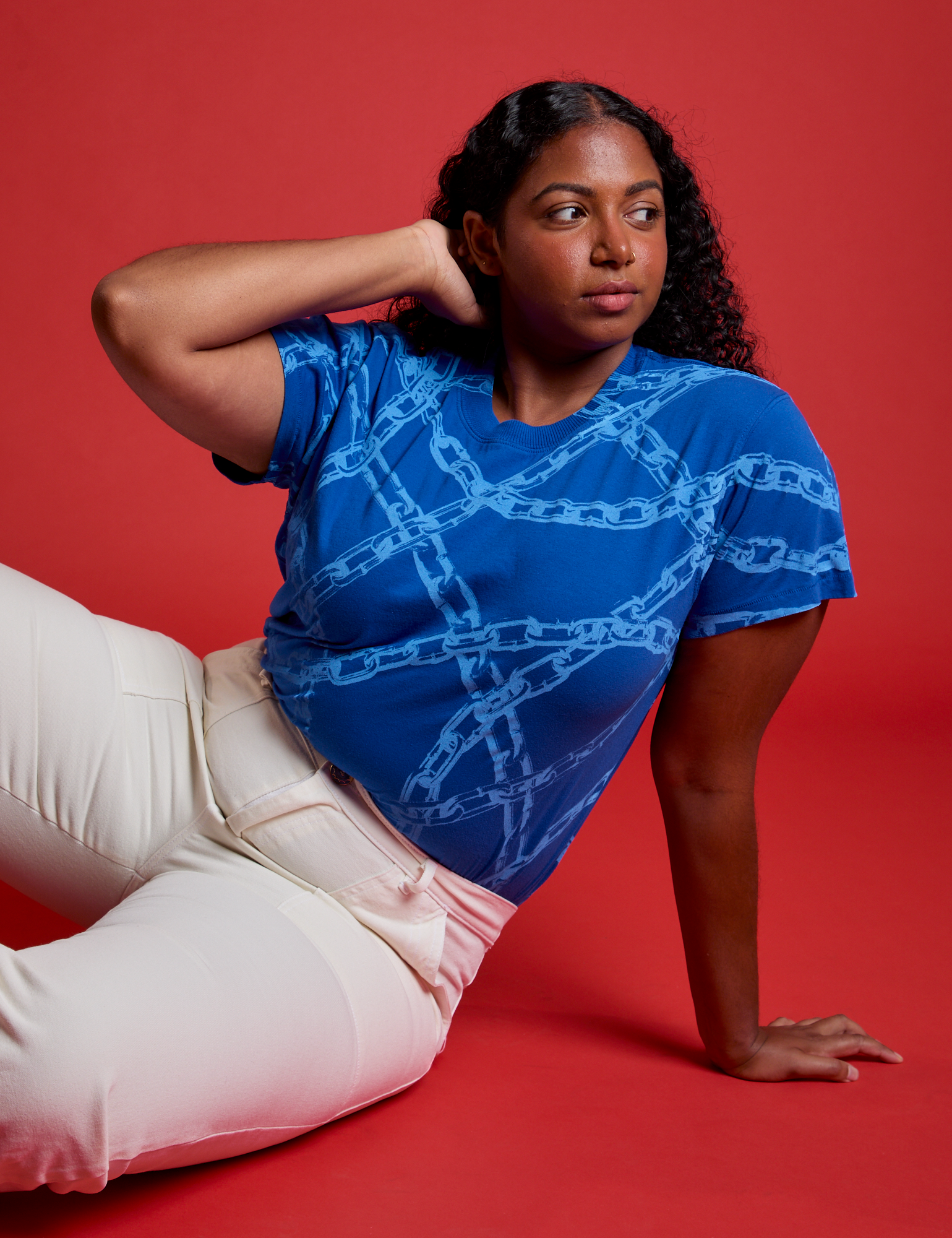 Chain Link Vintage Tee in Royal Blue on Meghna