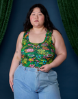 Ashley is 5'7" and wearing L Cropped Tank Top in Pond Party