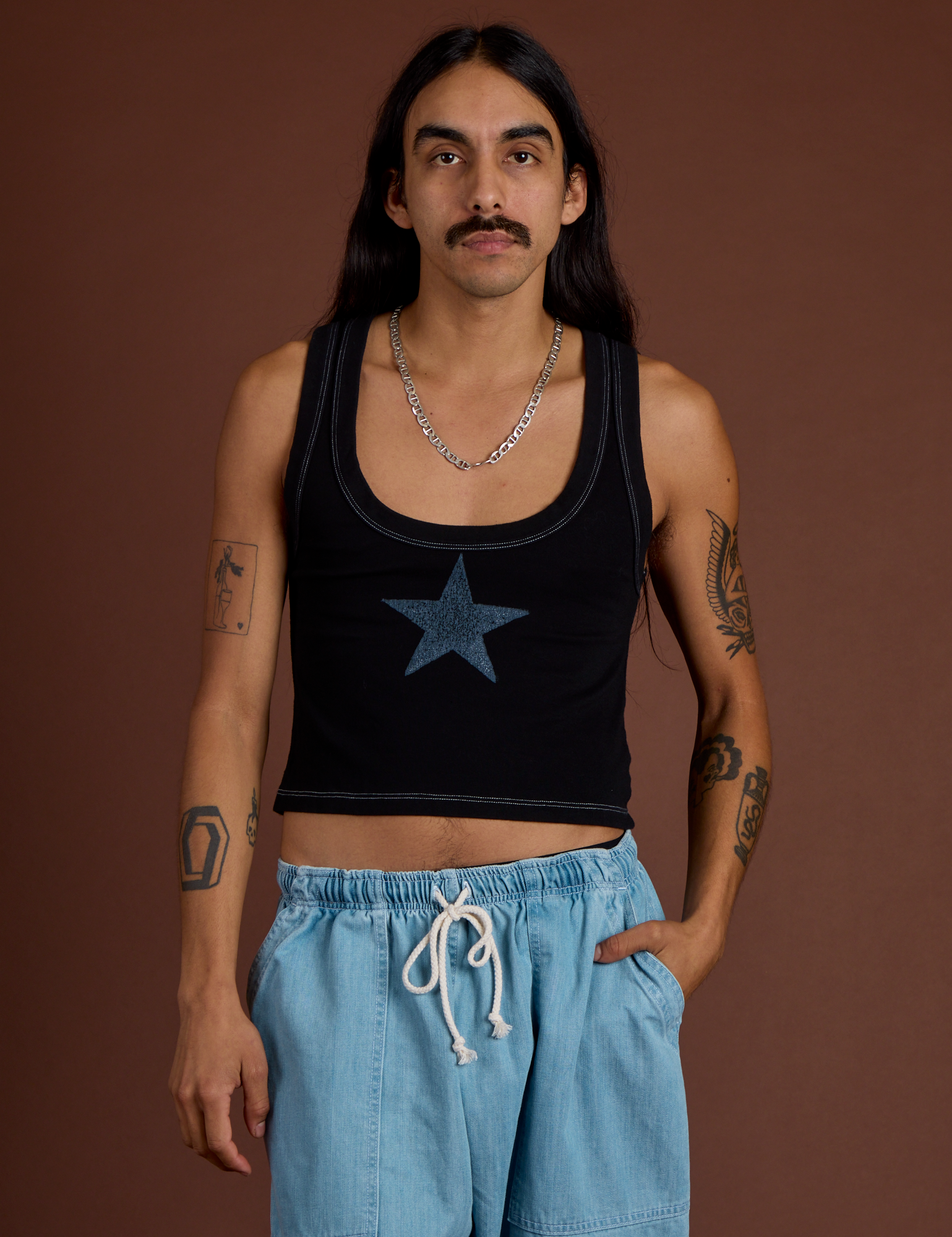 Icon Cropped Tank - Black Star