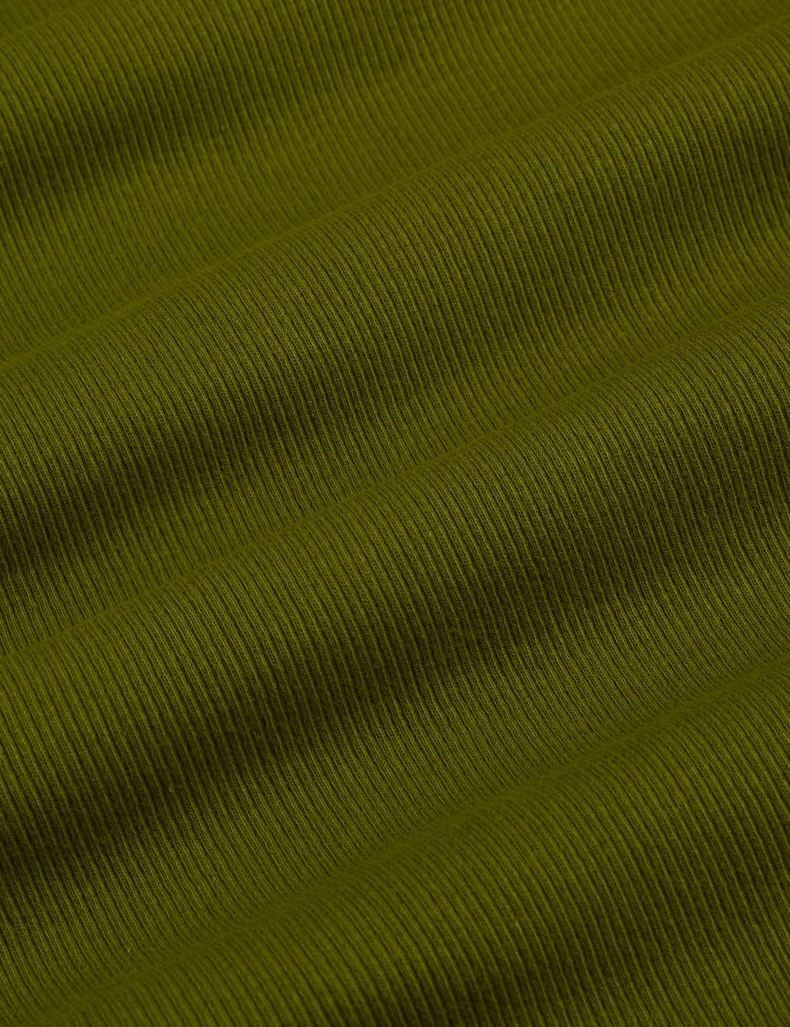 Muscle Tee in Summer Olive fabric detail close up