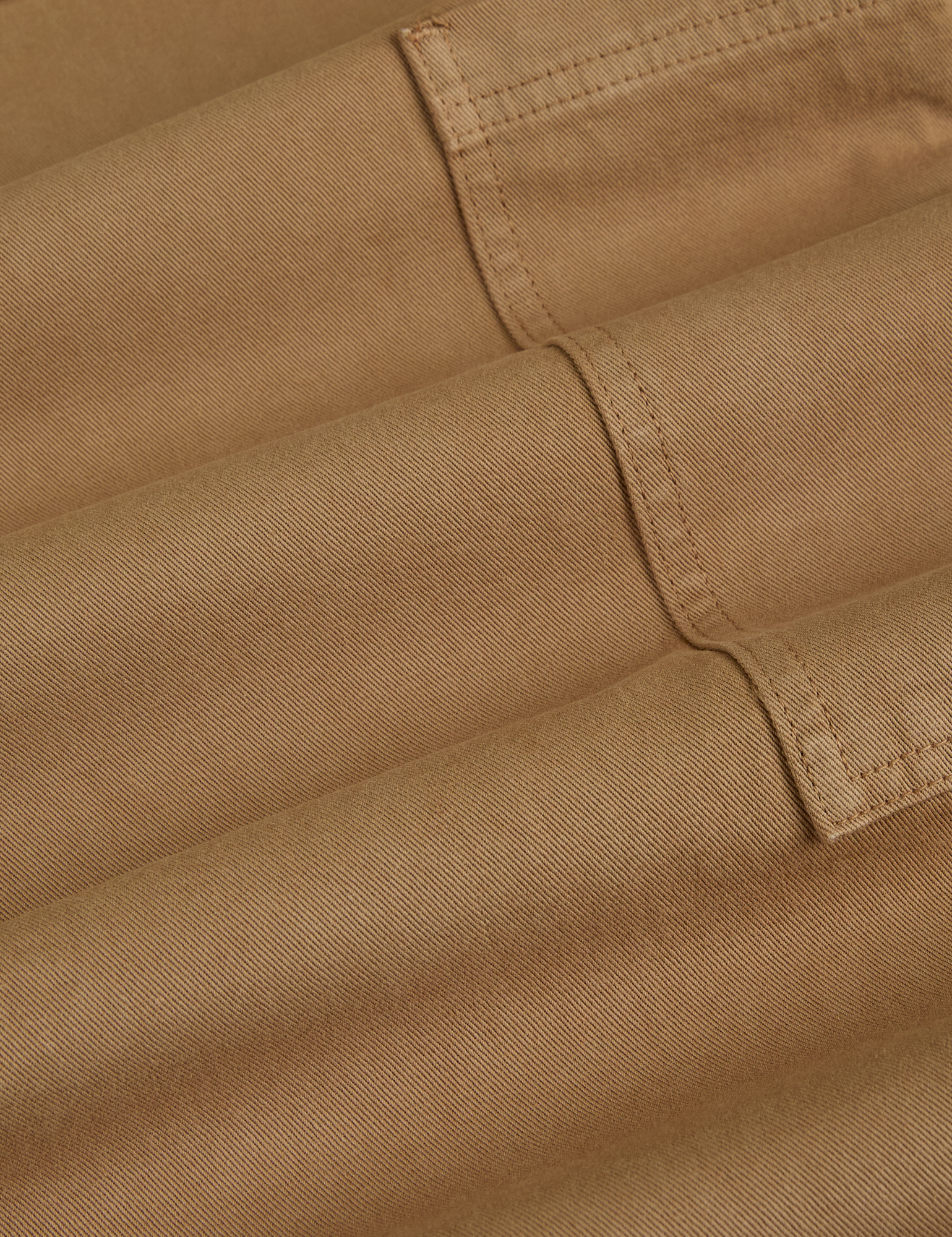Drop Pocket Cargo Pants in Desert Brown fabric detail close up