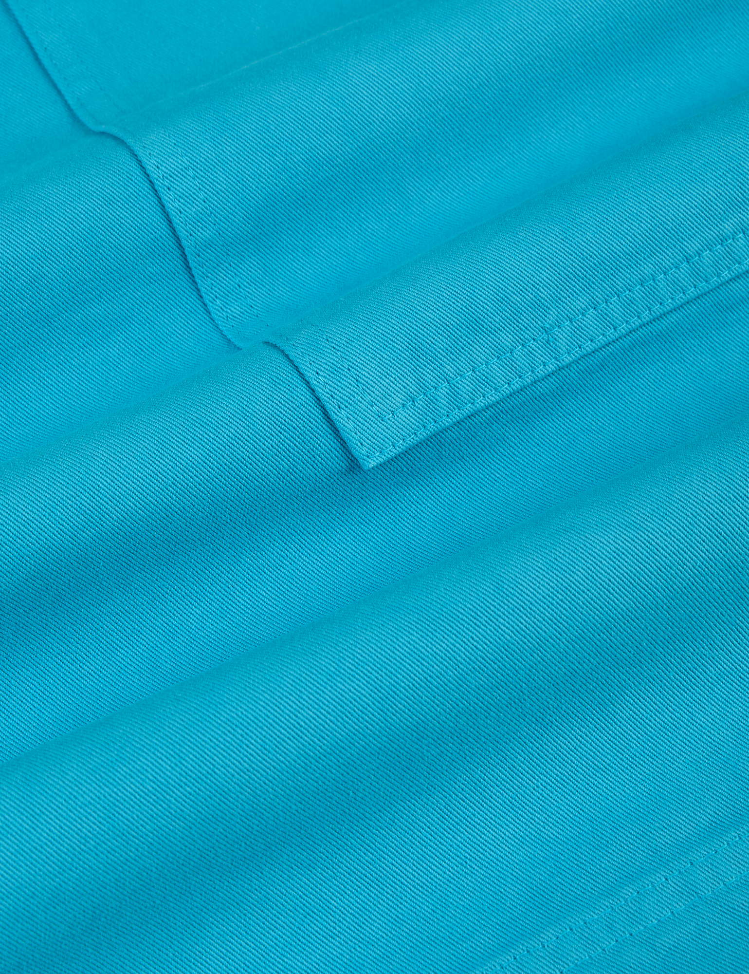 Longline Work Shorts in Hawaiian Blue fabric detail close up