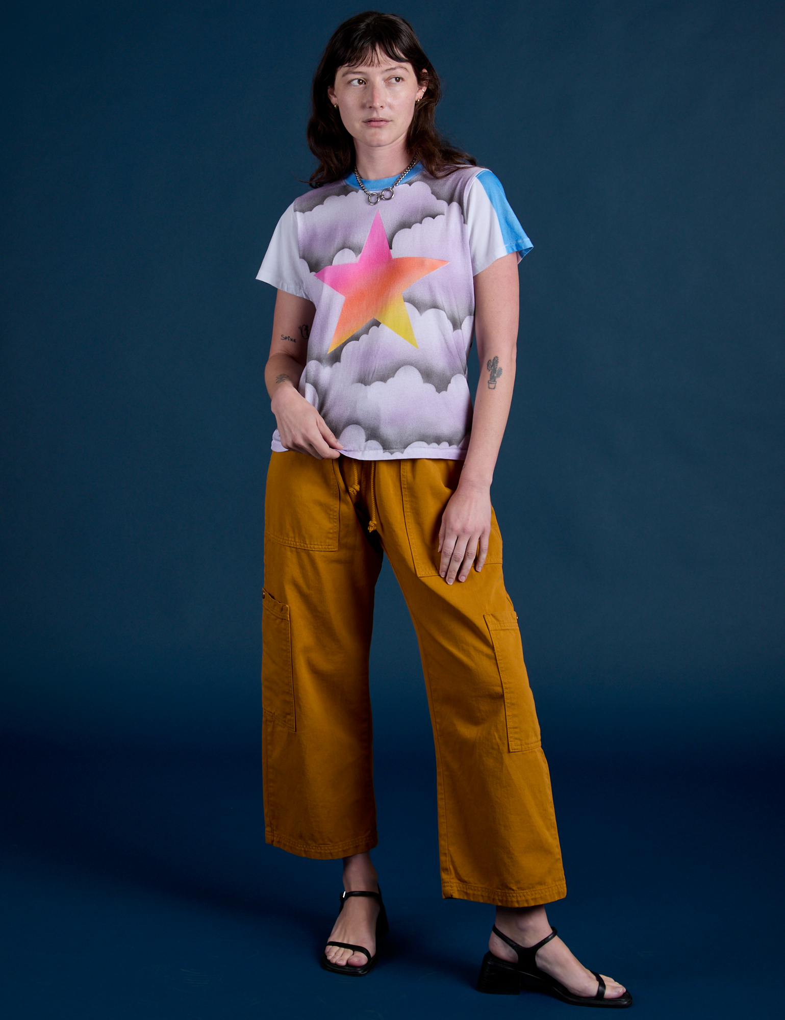 Airbrush Star Vintage Tee and spicy mustard Drop Pocket Cargo Pants on Alex