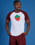 Issac is 5’10” and wearing M Produce Raglan Tee in Strawberry