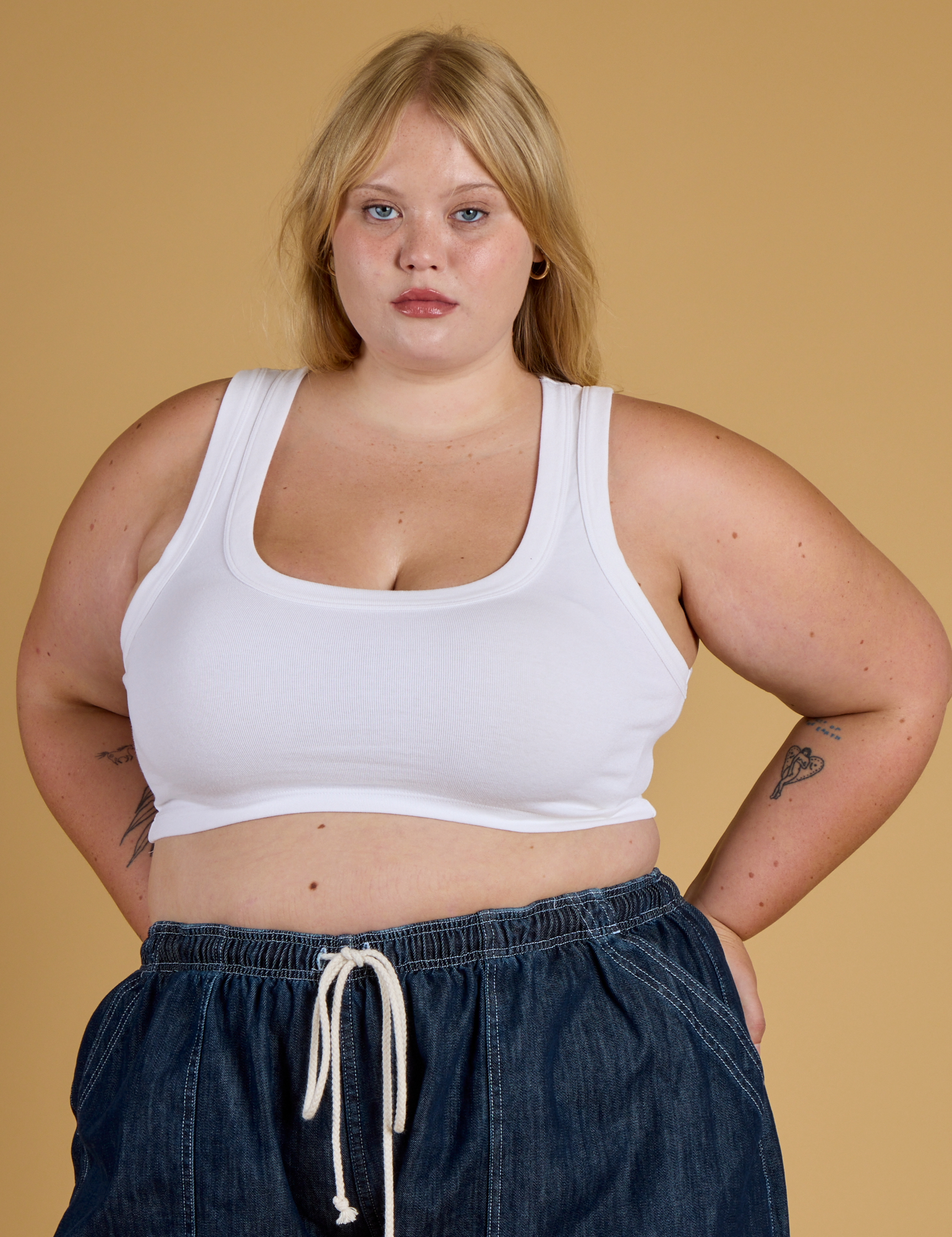 Contrast Stitch Mini Tank inVintage Tee White on Juliet