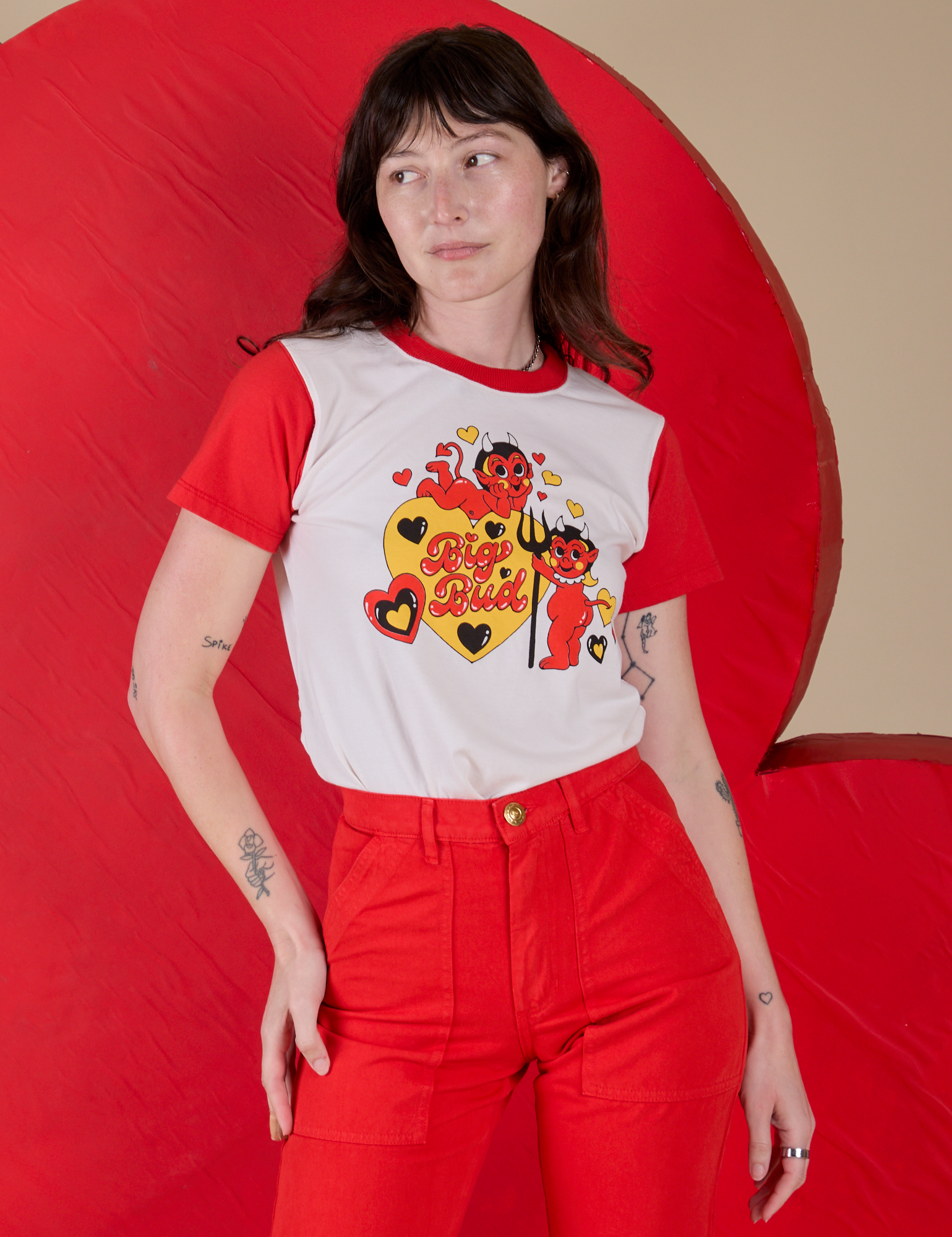 Alex is 5’8” and wearing P Vintage Tee in Devil Big Bud