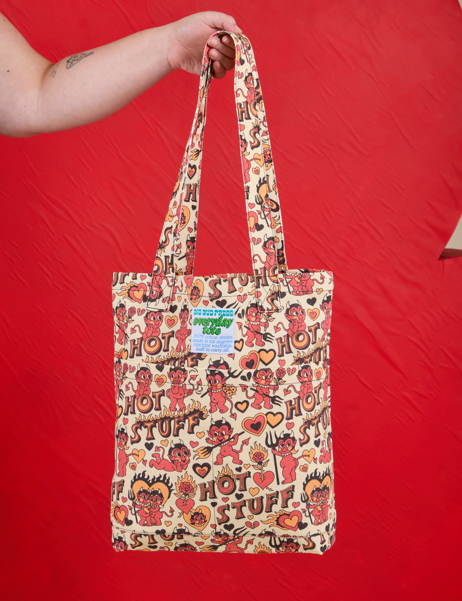 Hot Stuff Printed Everyday Tote held by model