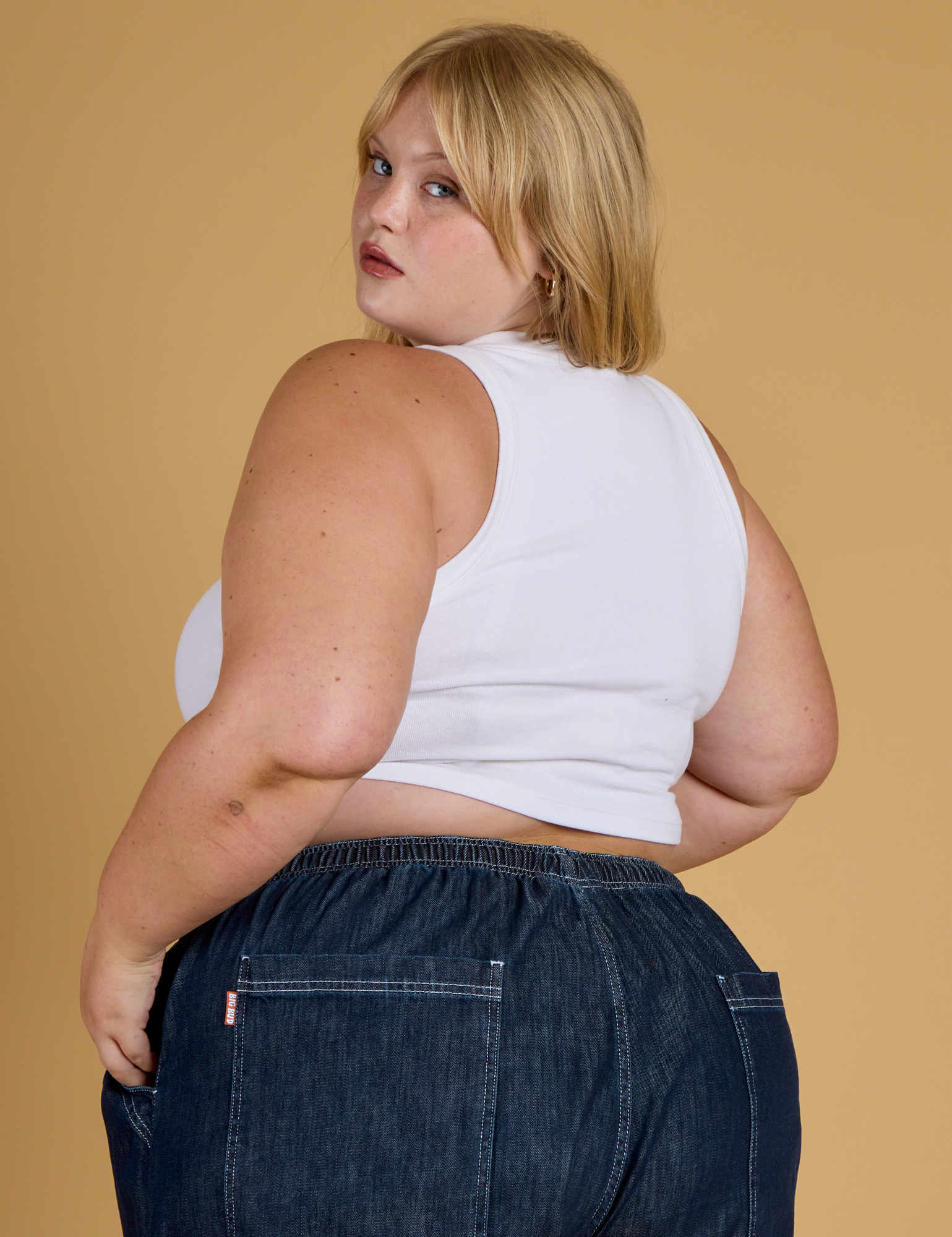 Contrast Stitch Mini Tank in Vintage Tee White angled back view on Juliet