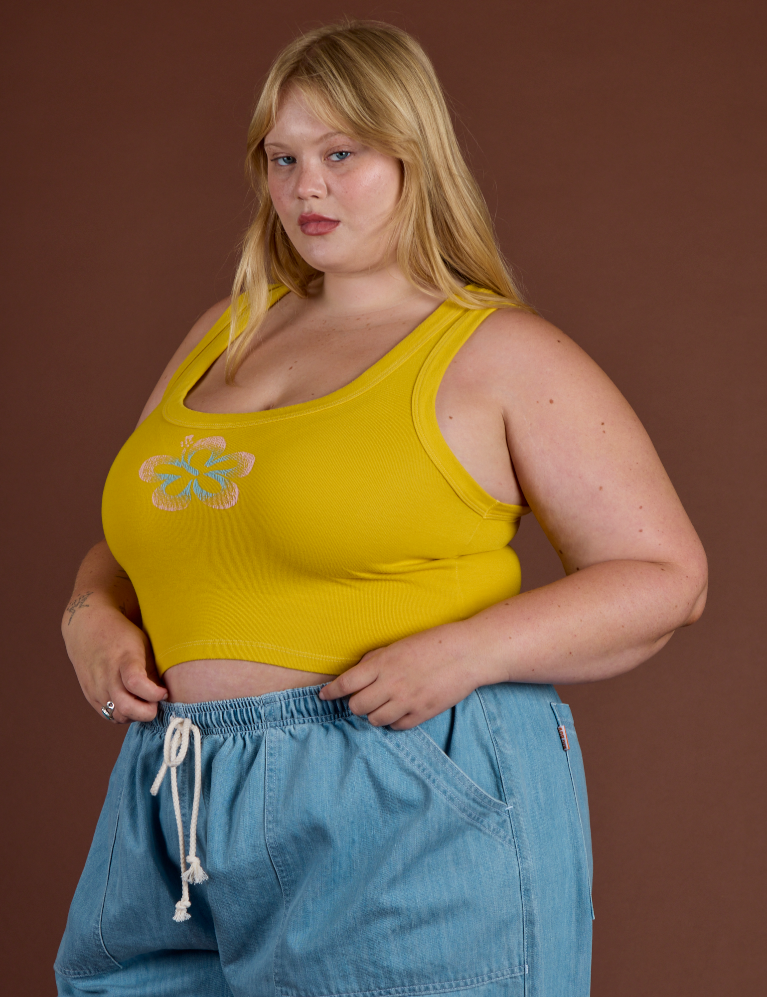 Icon Cropped Tank - Yellow Hibiscus