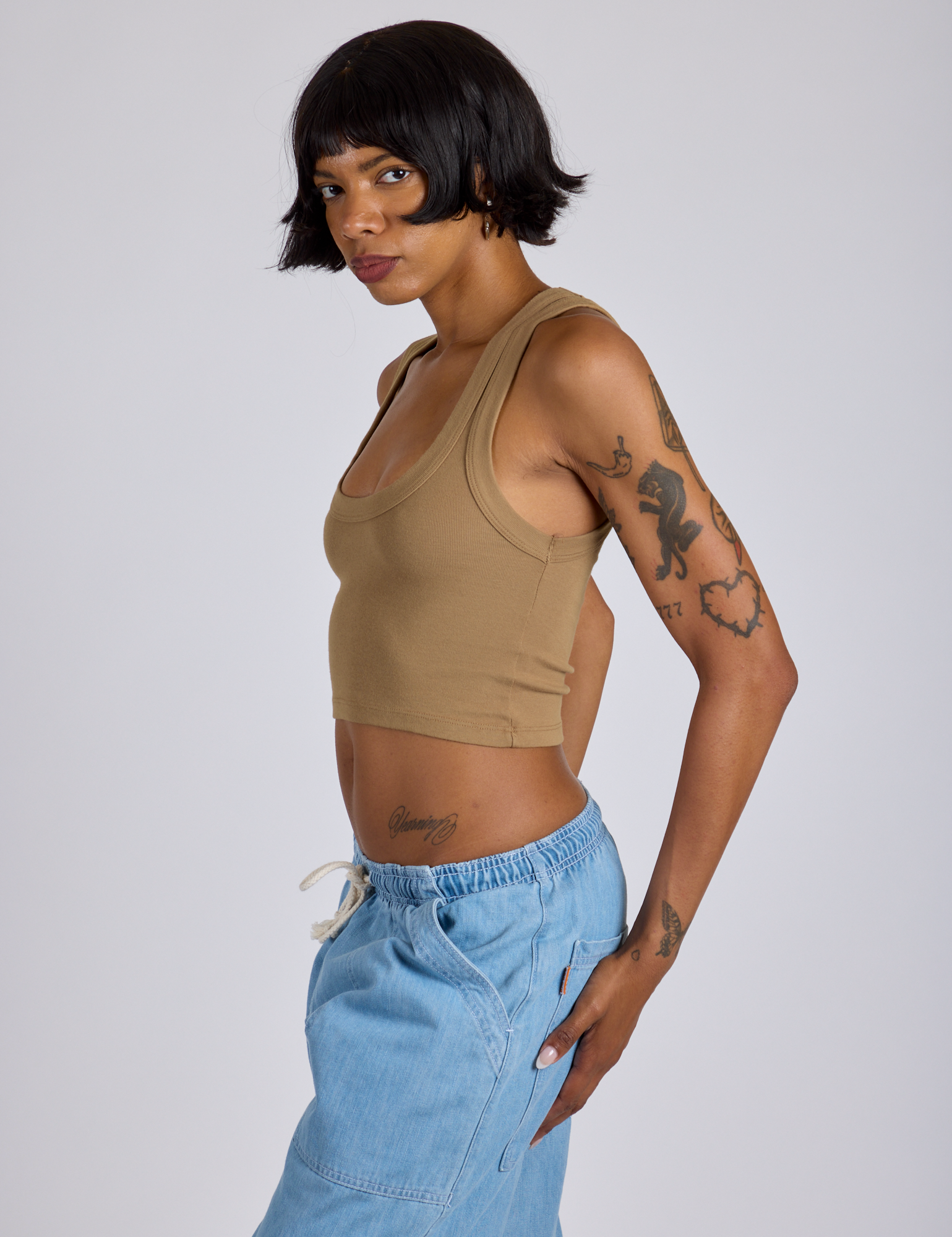 Cropped Tank Top in Desert Brown side view on Kira