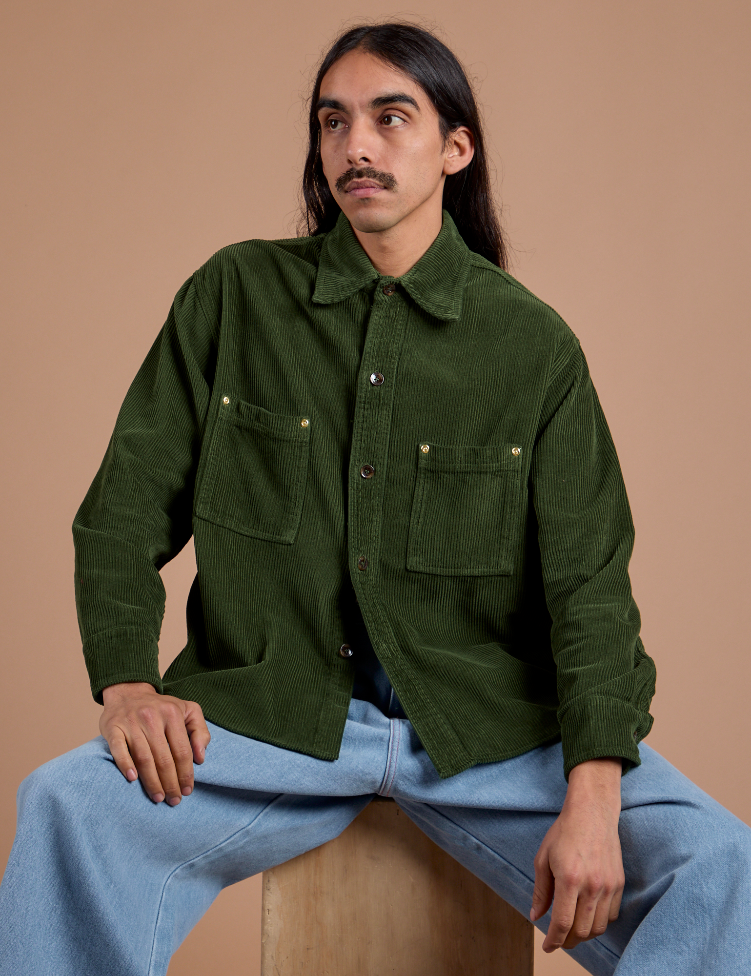 Cropped Corduroy Overshirt in Evergreen on Anthony