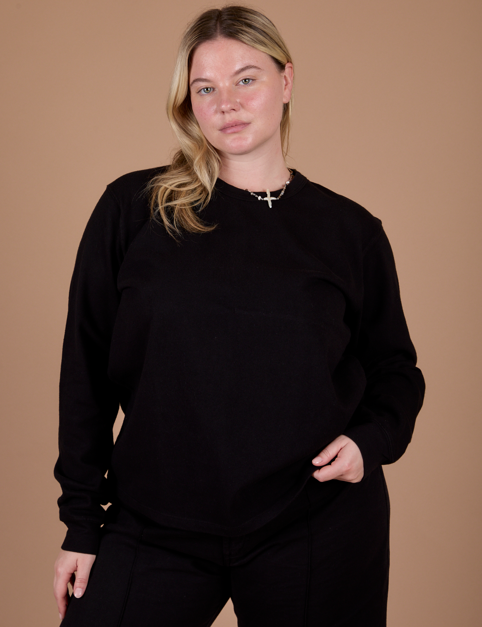 Lish is 5’8” and wearing S Long Sleeve Burly Tee in Basic Black