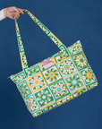 Spring Quilt Printed XL Zip Tote held by model