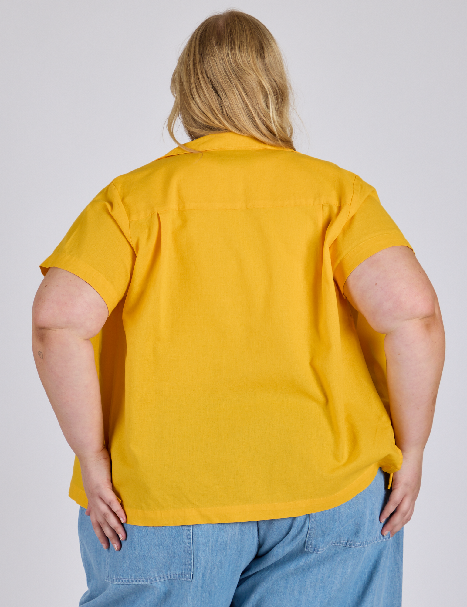 Pantry Button-Up in Sunshine Yellow back view on Juliet