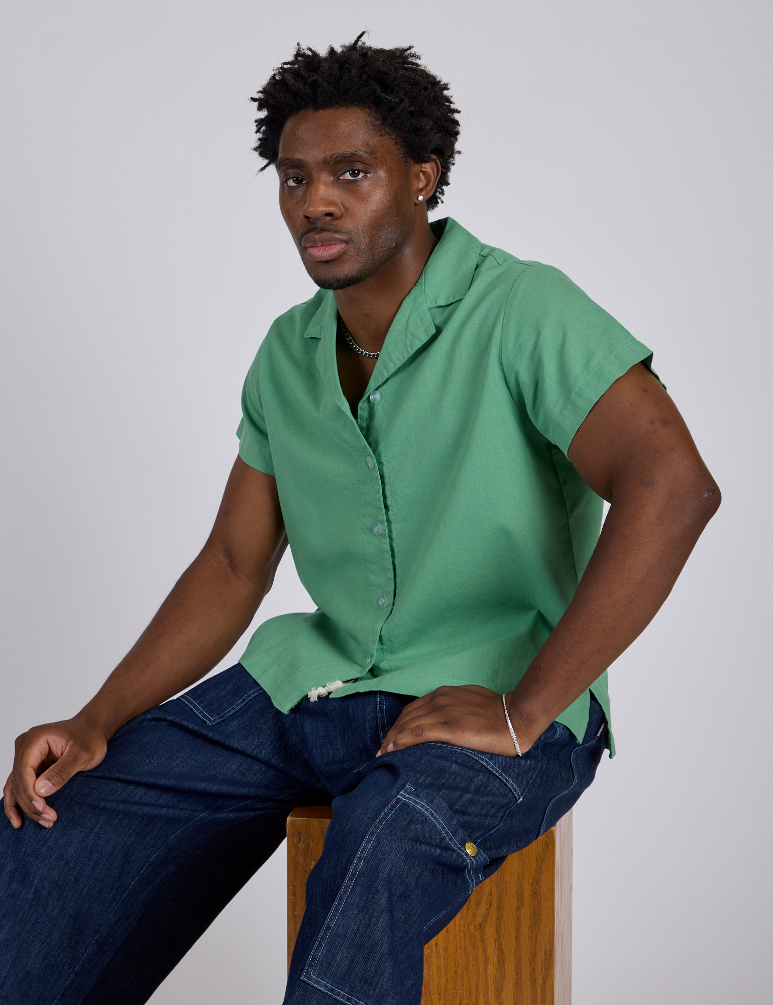 Pantry Button-Up in Seafoam Green worn by Isaac
