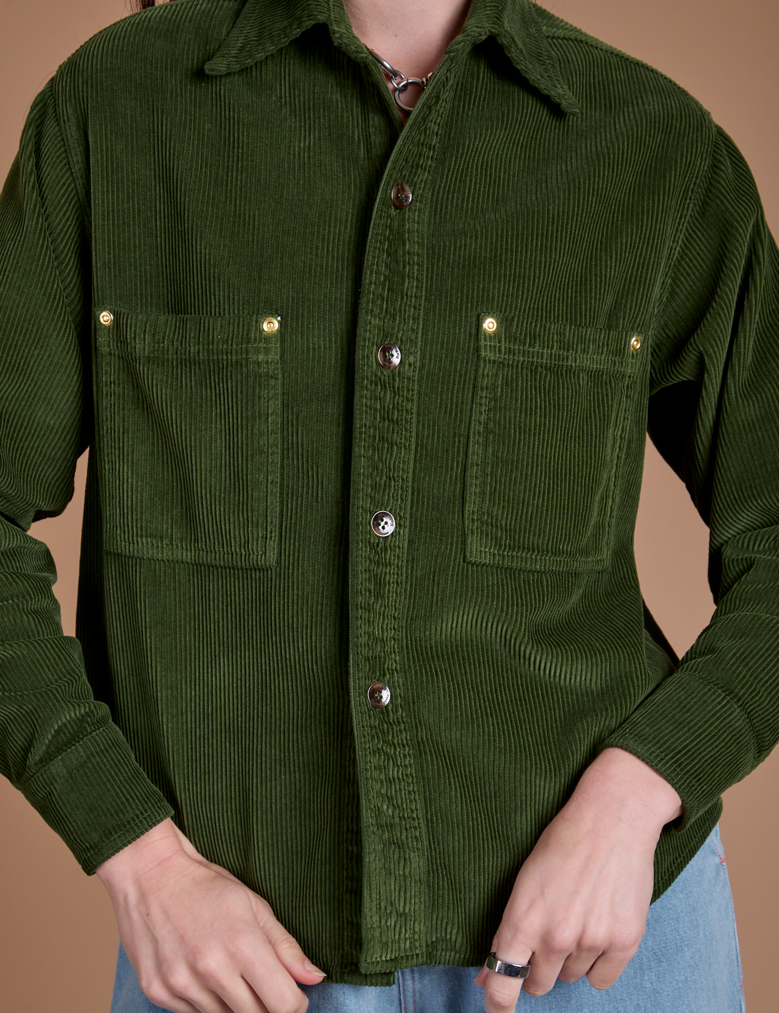 Cropped Corduroy Overshirt in Evergreen close up on Alex