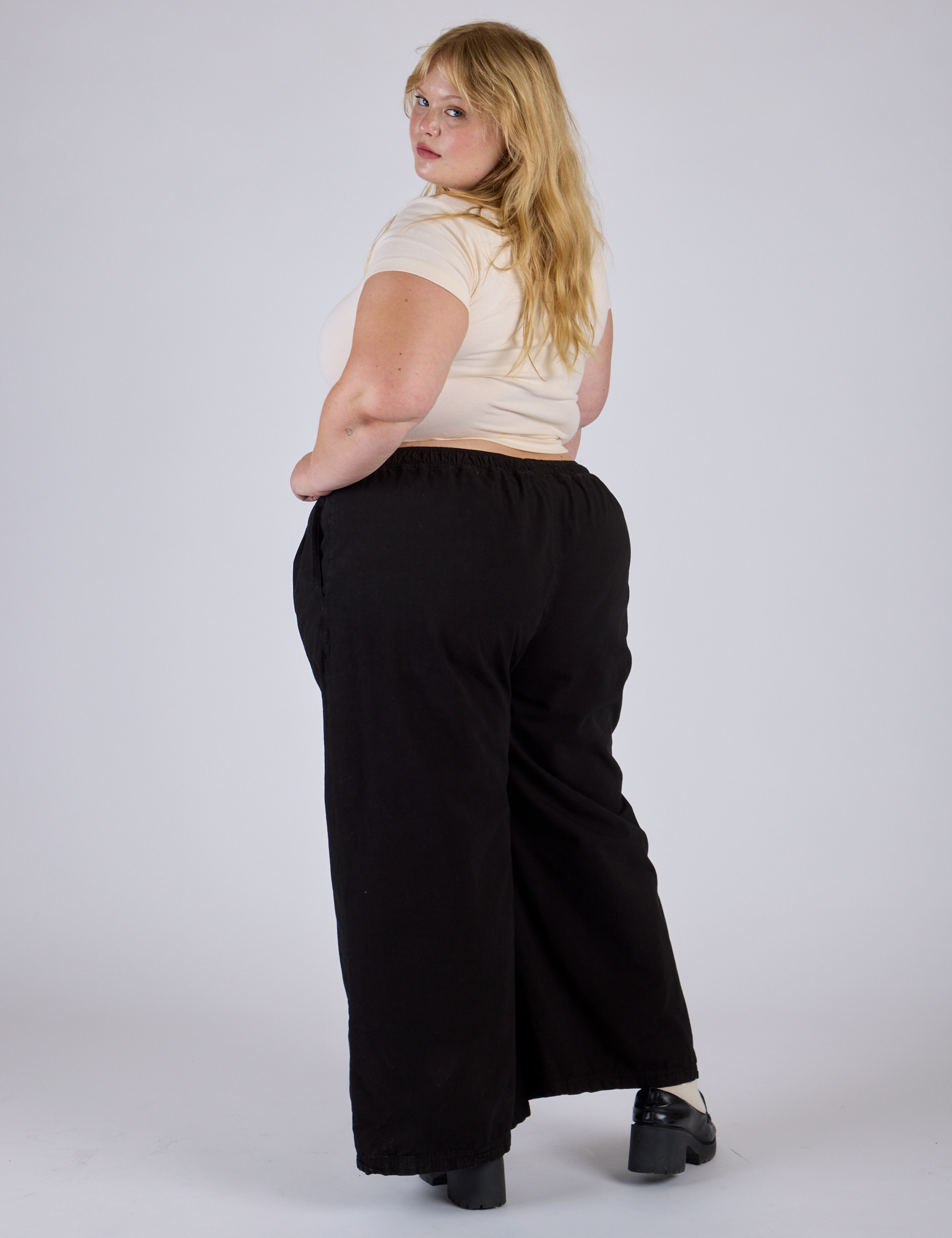 Pleated Pull-On Pants - Basic Black