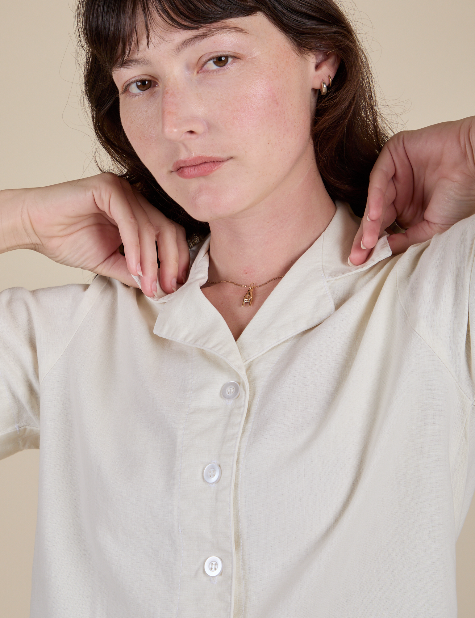 Pantry Button-Up in Vintage Tee White front close up on Alex