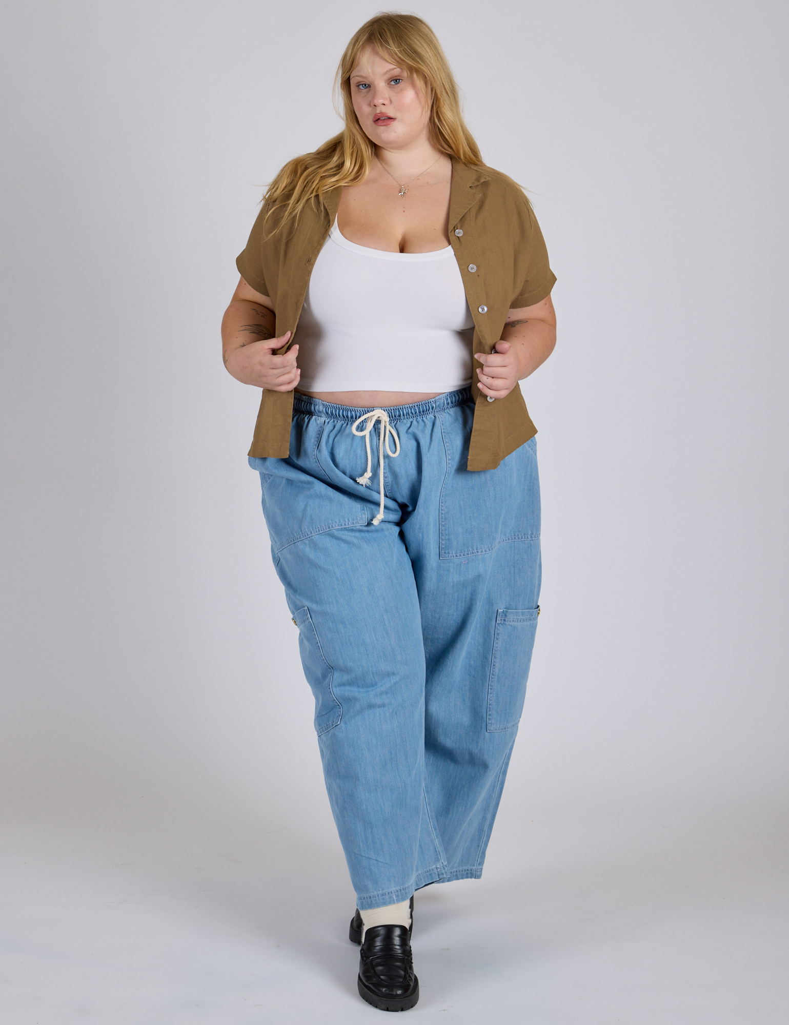 Pantry Button-Up in Desert Brown and light wash Denim Drop Pocket Pants on Juliet