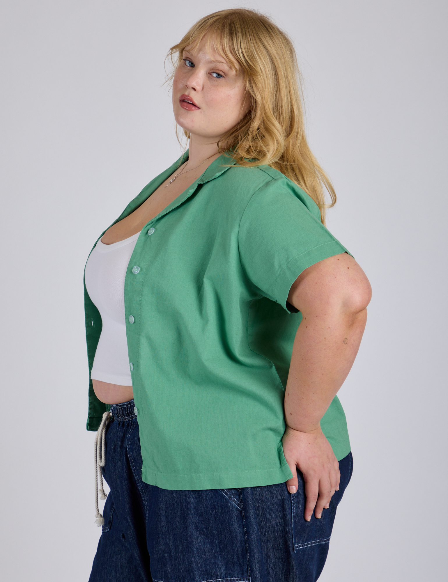 Pantry Button-Up in Seafoam Green side view on Juliet
