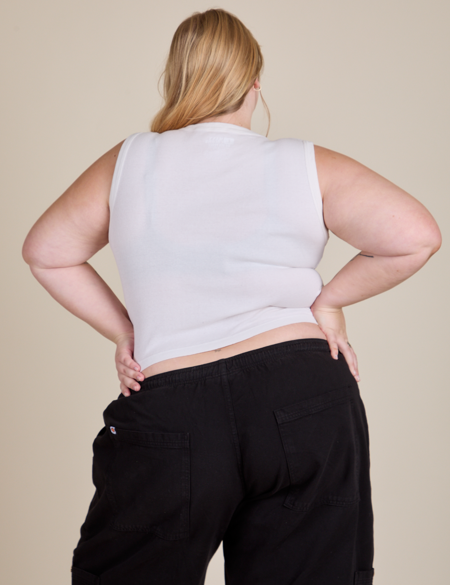 Muscle Tee in Vintage Tee White back view on Juliet