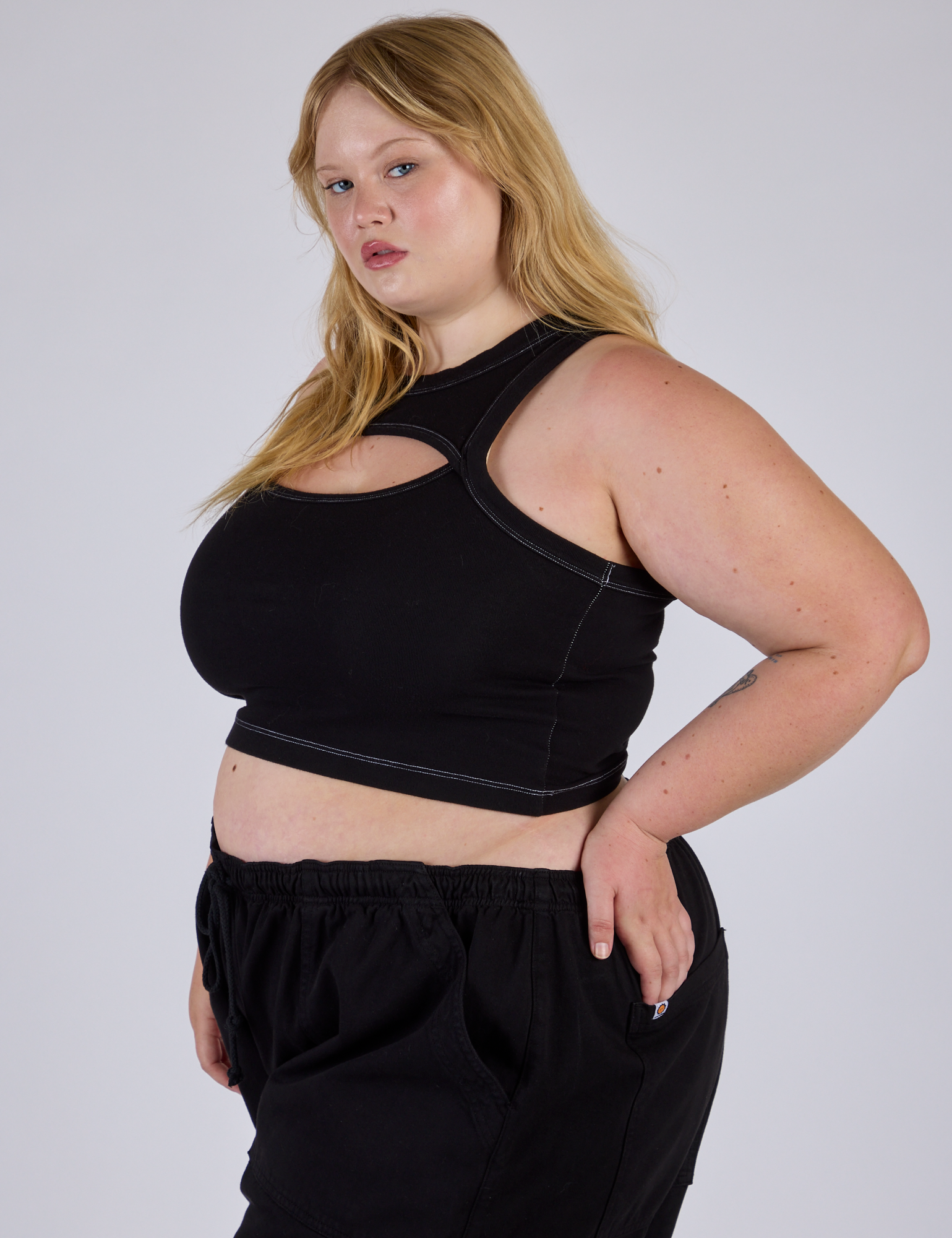 Porthole Tank - Basic Black