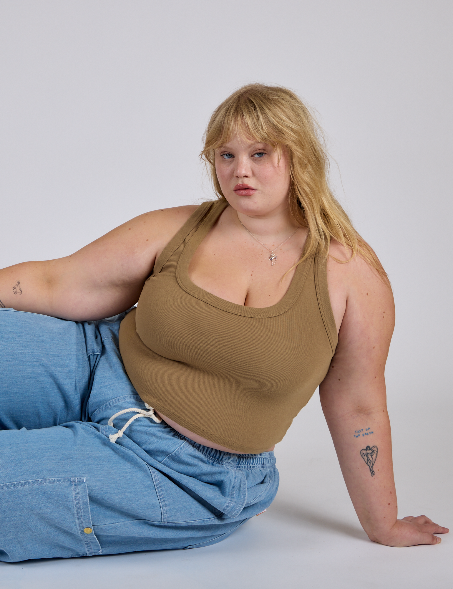 Cropped Tank Top in Desert Brown worn by Juliet