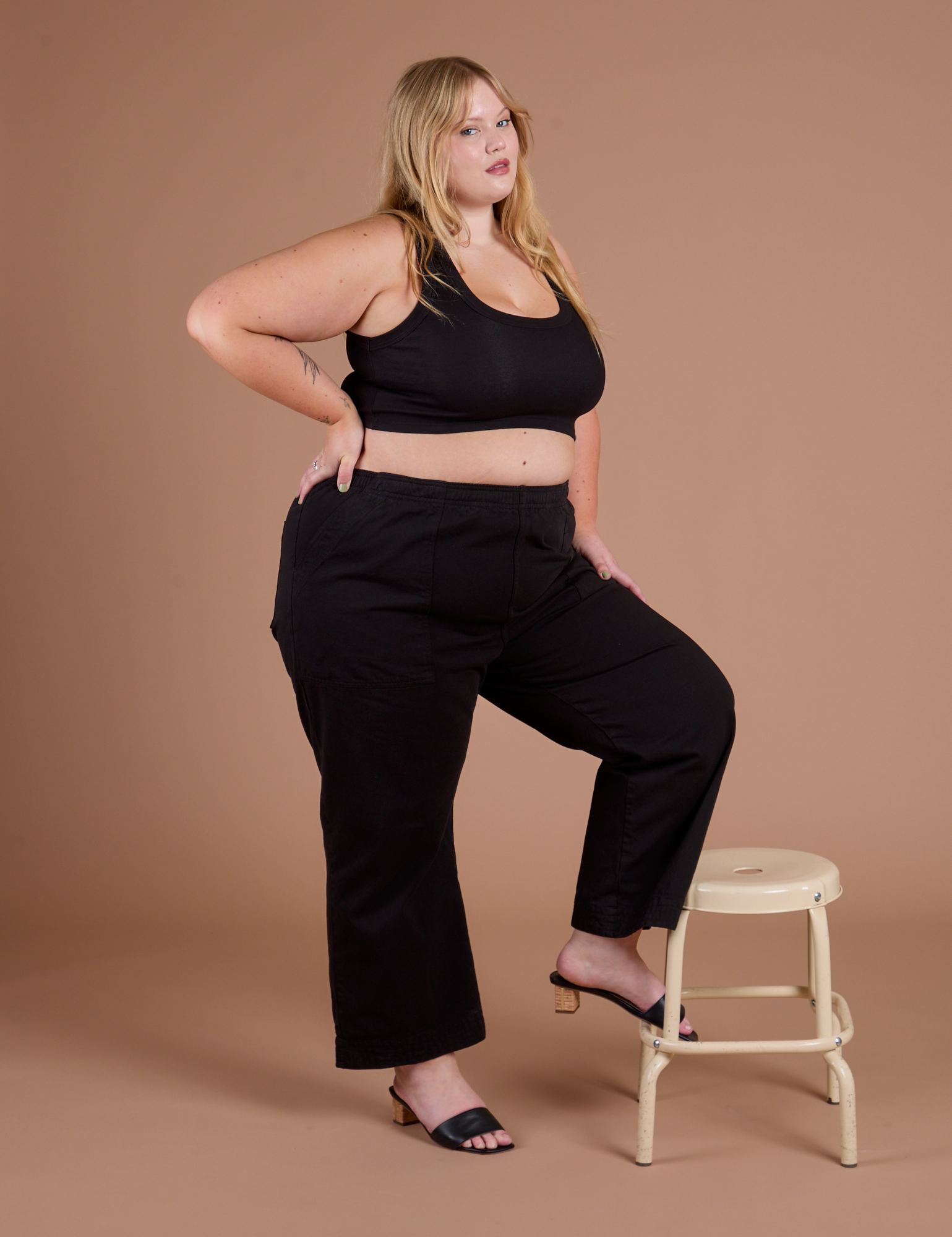 Action Pants in Basic Black and black Mini Tank worn by Juliet