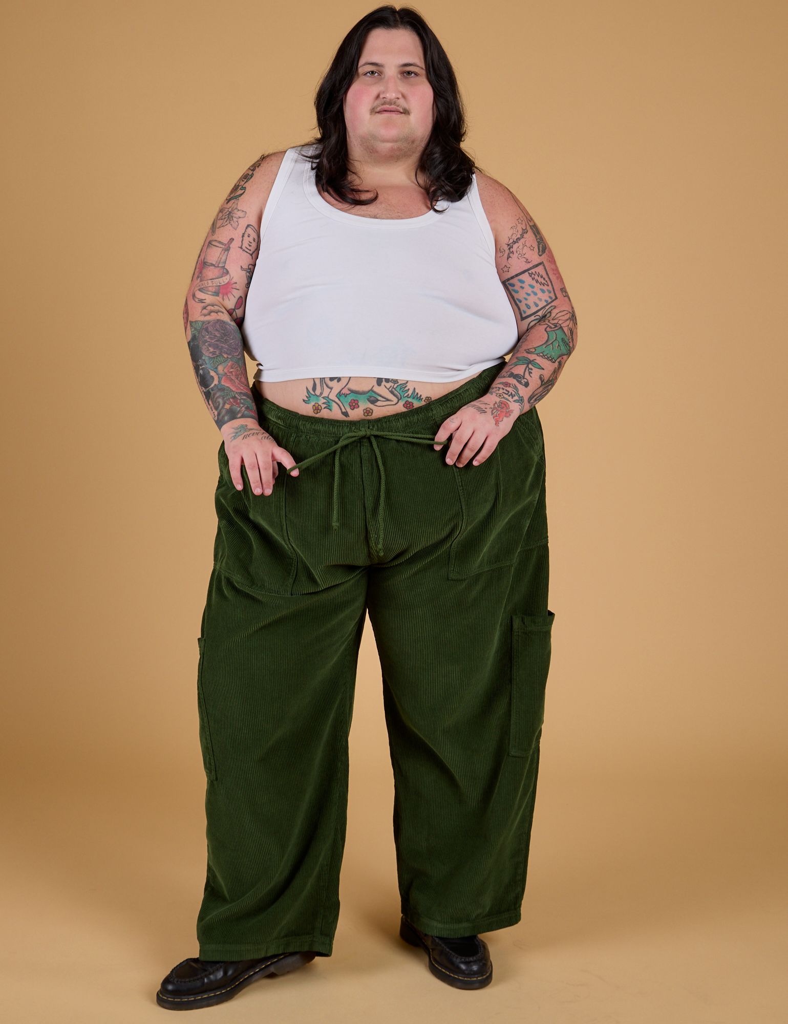Corduroy Drop Pocket Cargo Pants in Evergreen and Cropped Tank in Vintage Tee White on Sam