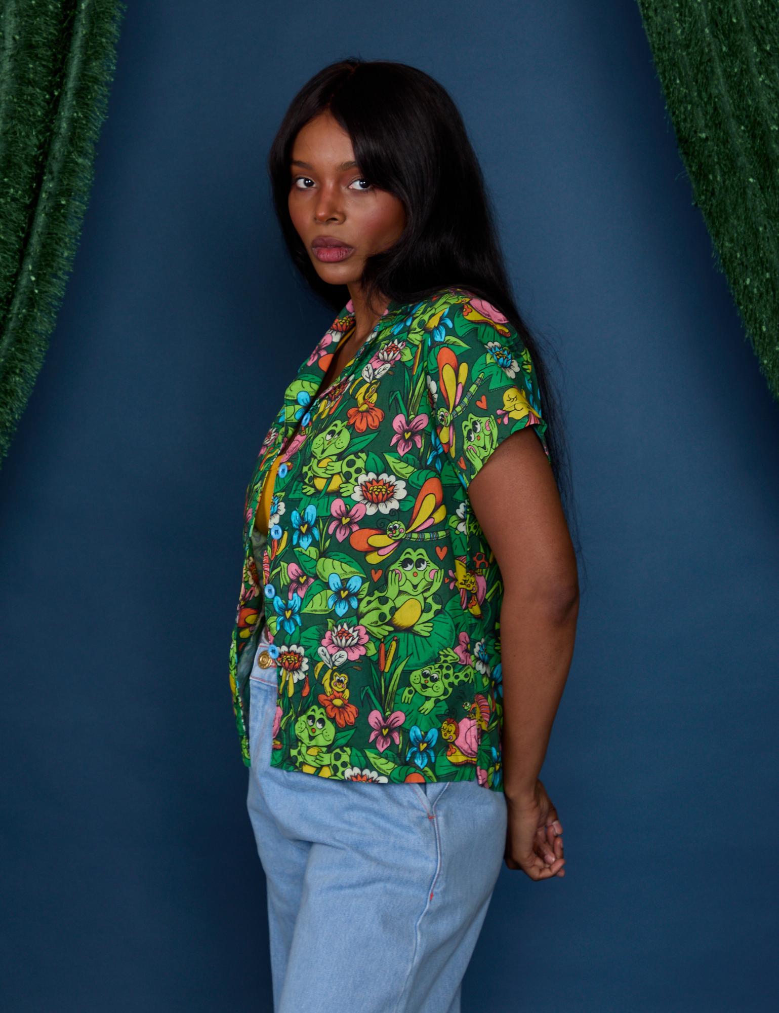 Pond Party Pantry Button-Up side view on Kandia