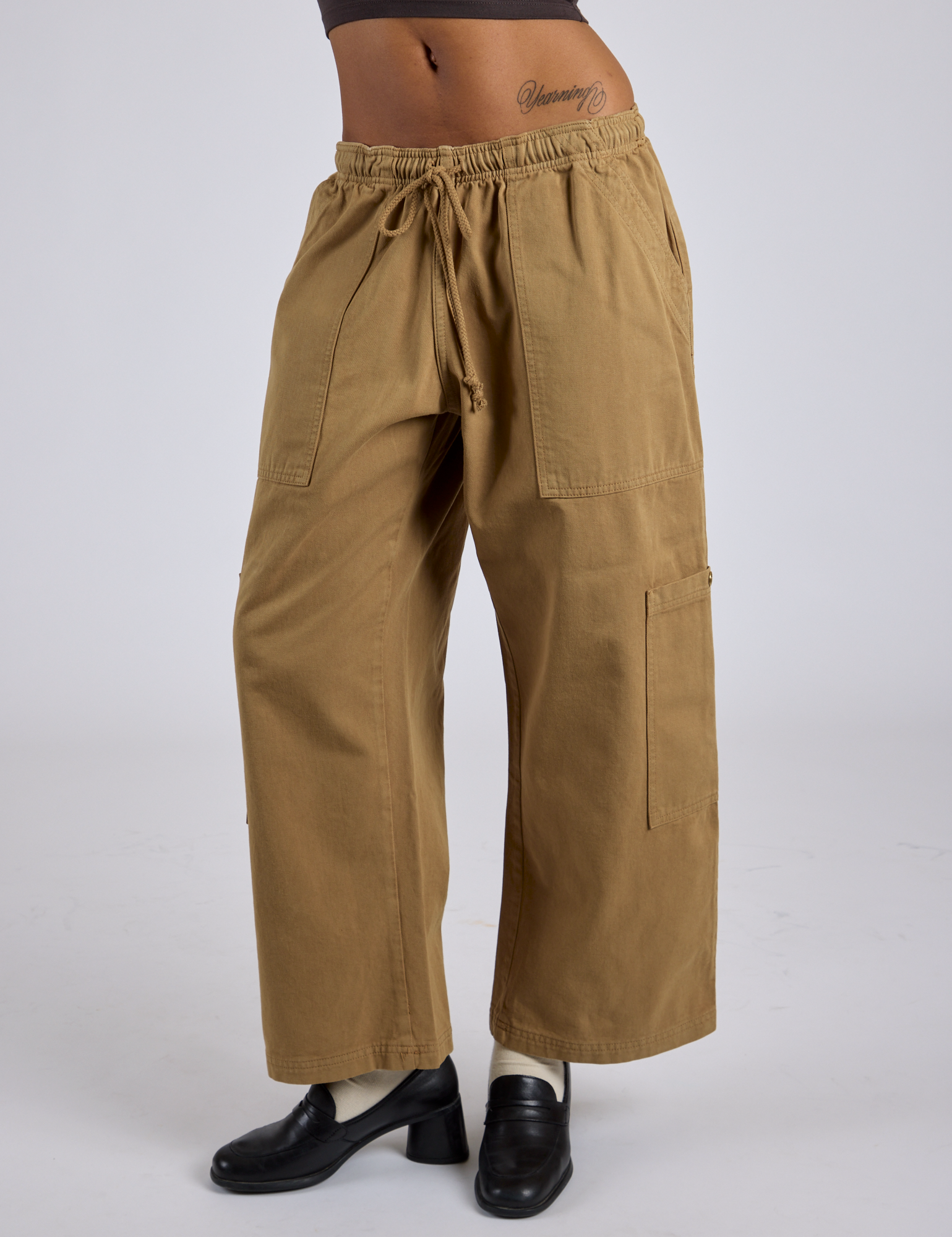 Drop Pocket Cargo Pants in Desert Brown on Kira
