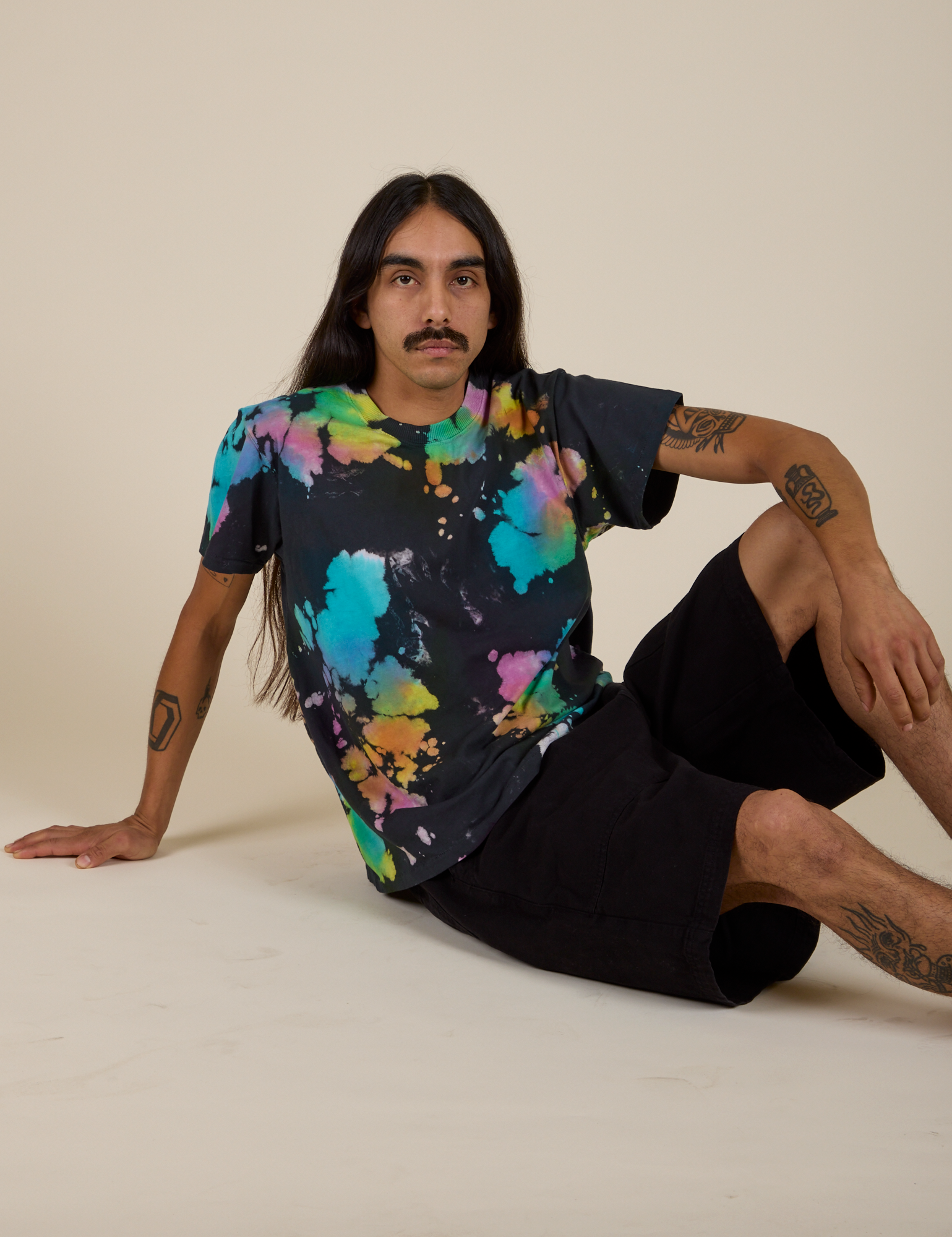 Magic Waters Vintage Tee - Rainbow