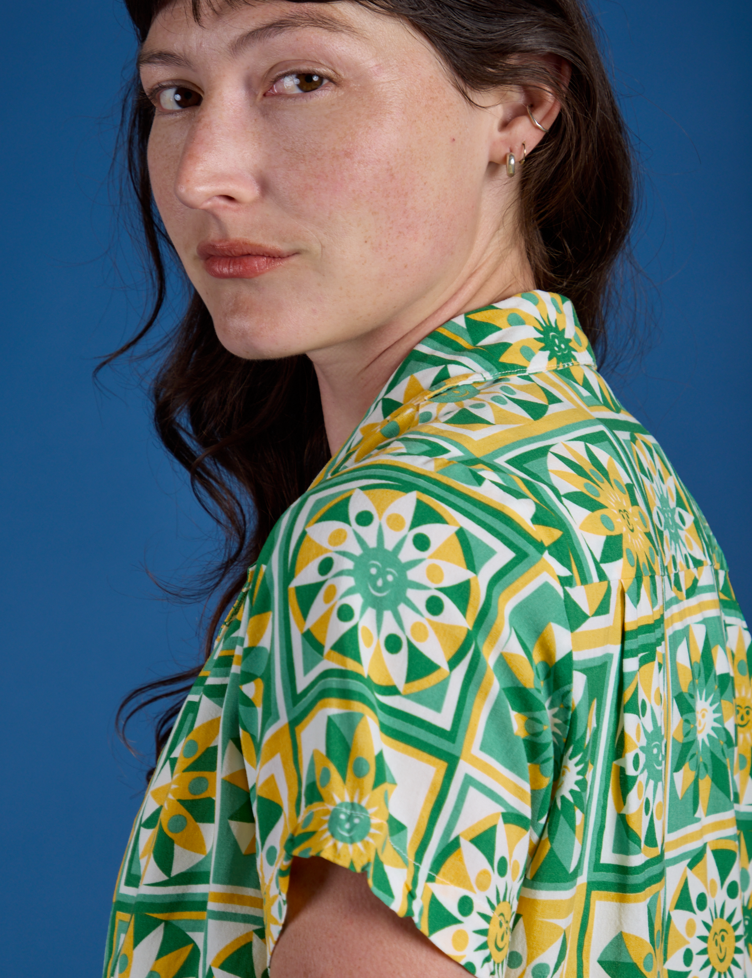 Spring Quilt Print Pantry Button-Up shoulder side view close up on Alex