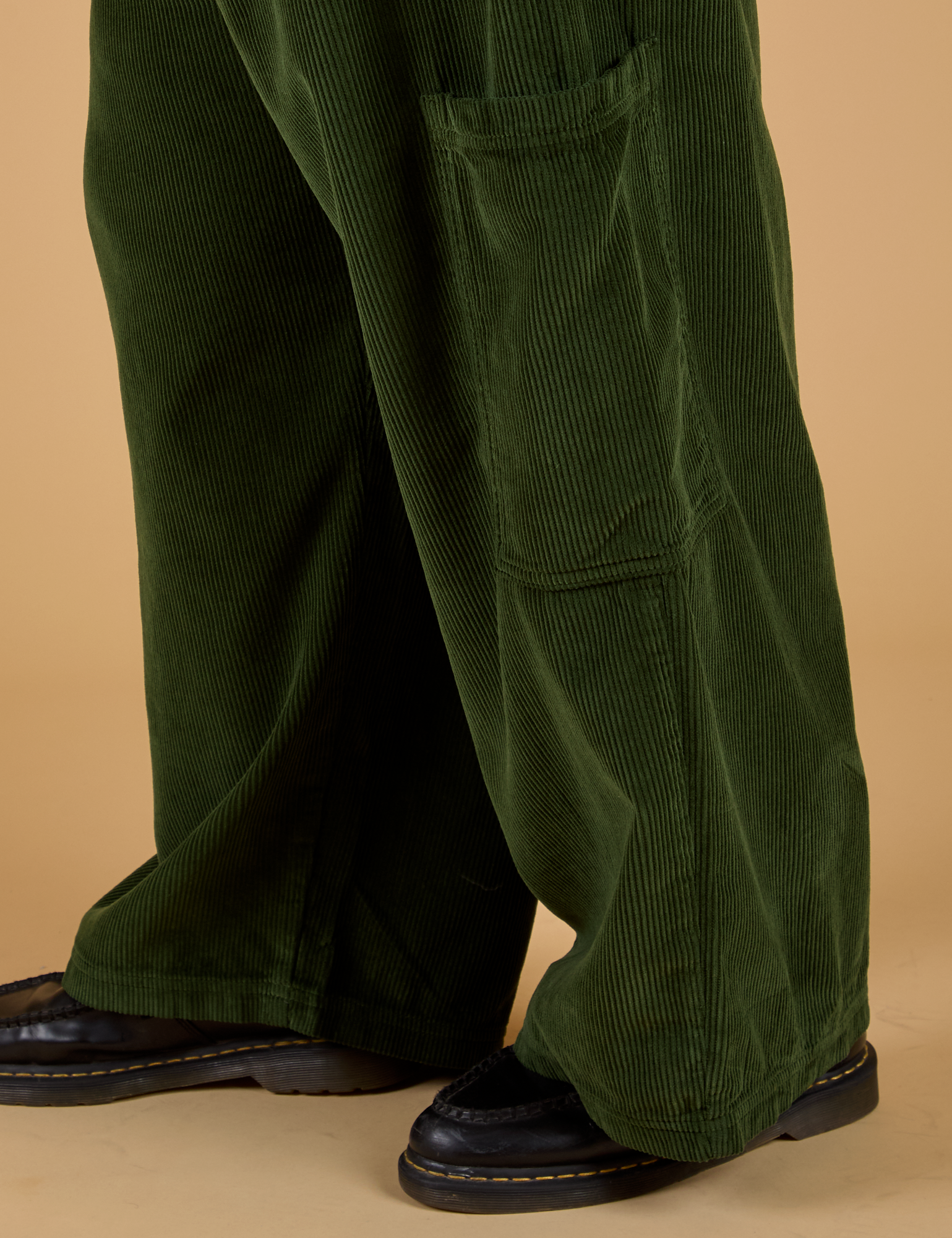 Pant leg side close up of Corduroy Drop Pocket Cargo Pants in Evergreen on Sam