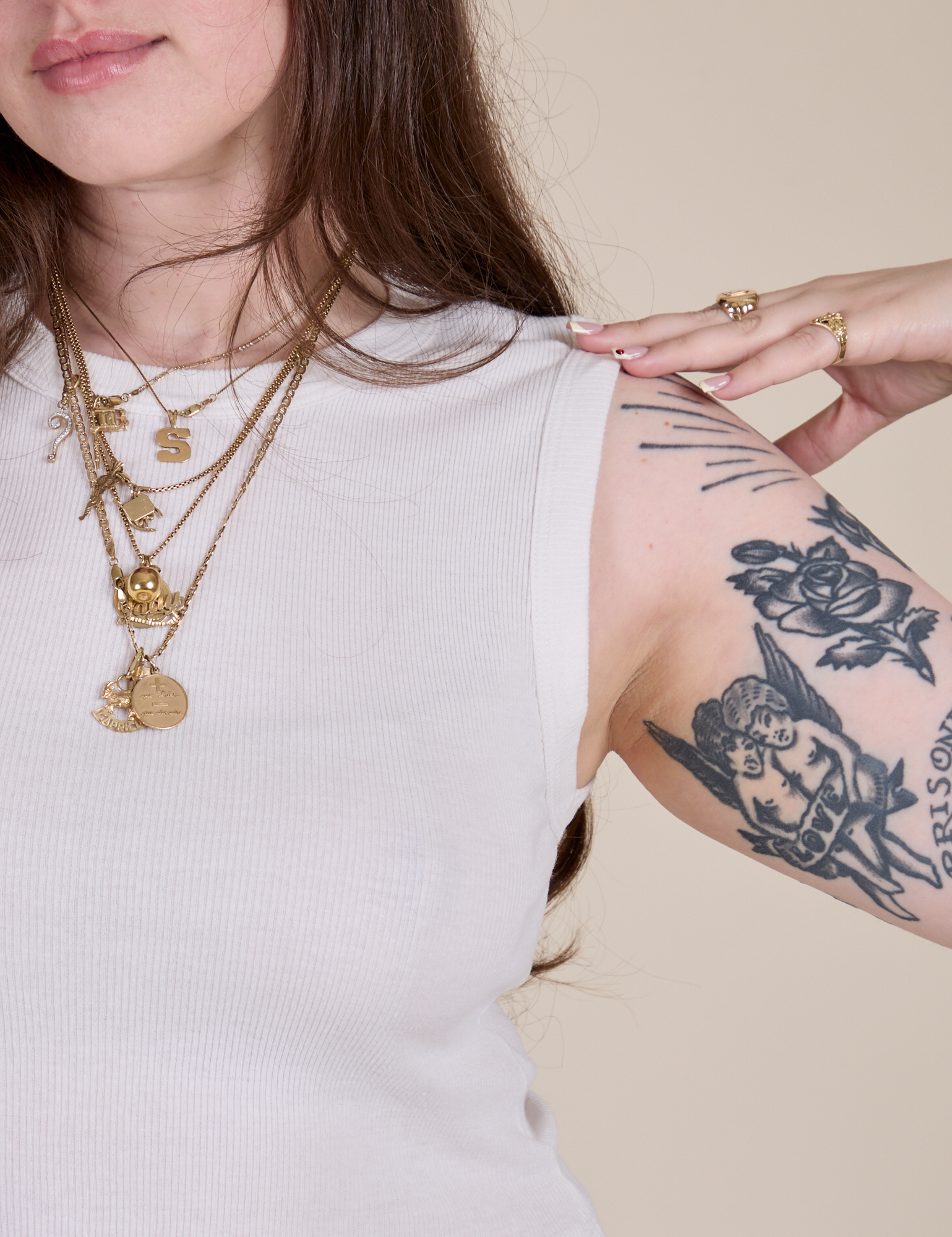 Muscle Tee in Vintage Tee White front close up on Sydney