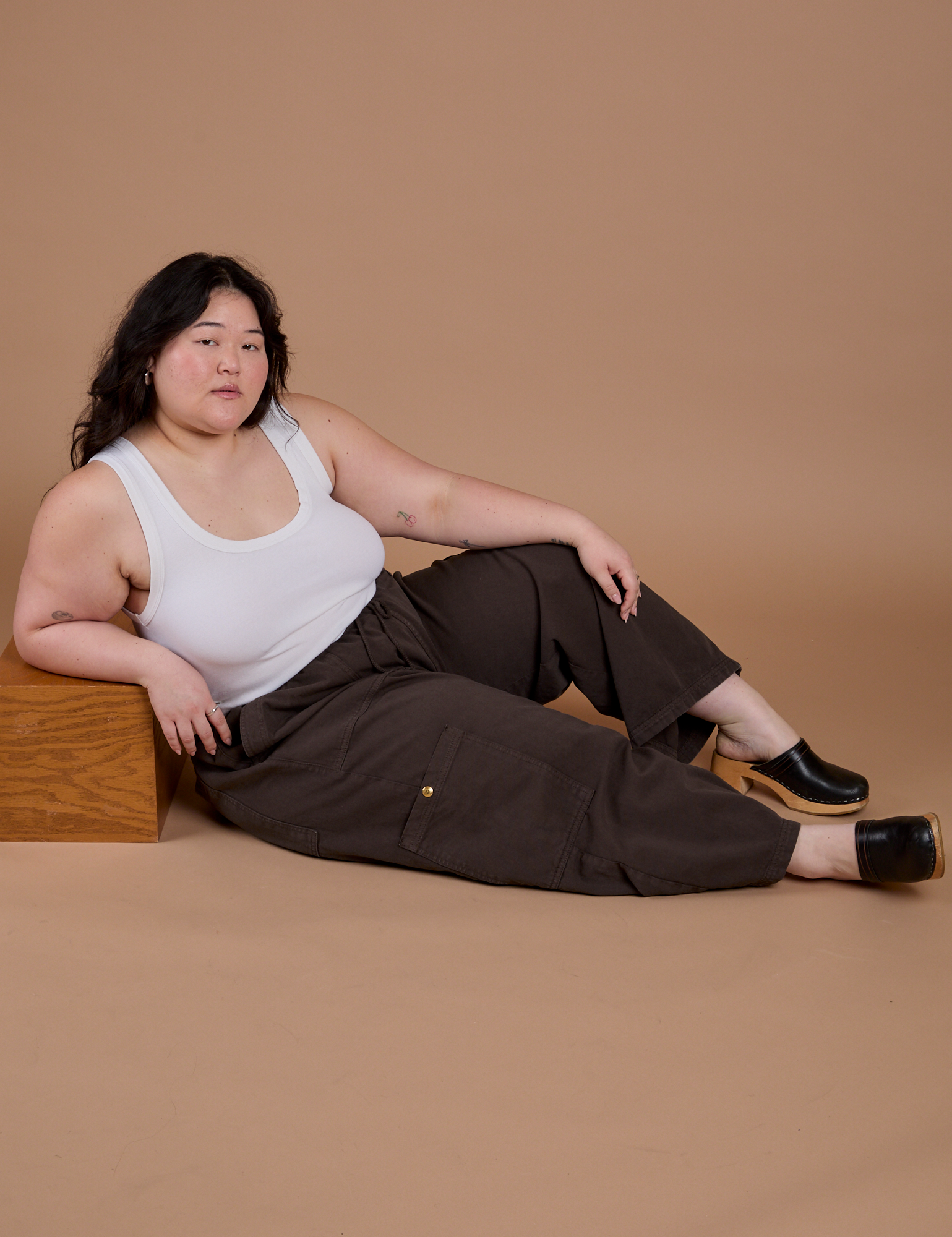 Drop Pocket Cargo Pants in Espresso Brown and vintage tee white Cropped Tank on Ashley