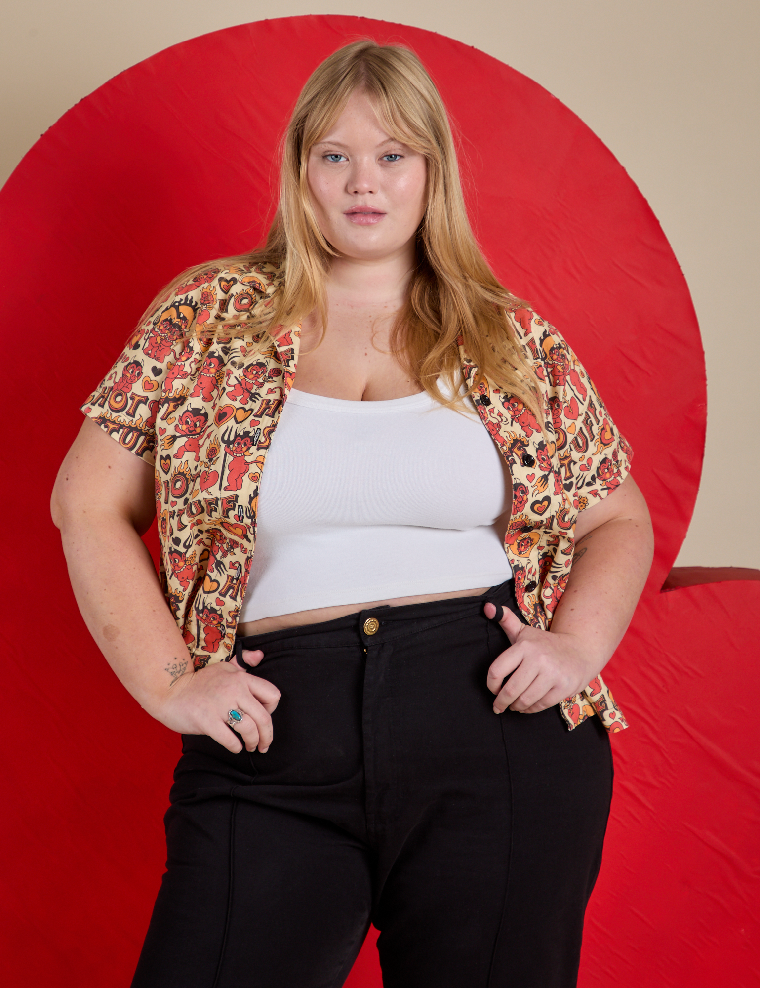 Hot Stuff Print Pantry Button-Up worn by Juliet with vintage white cami underneath