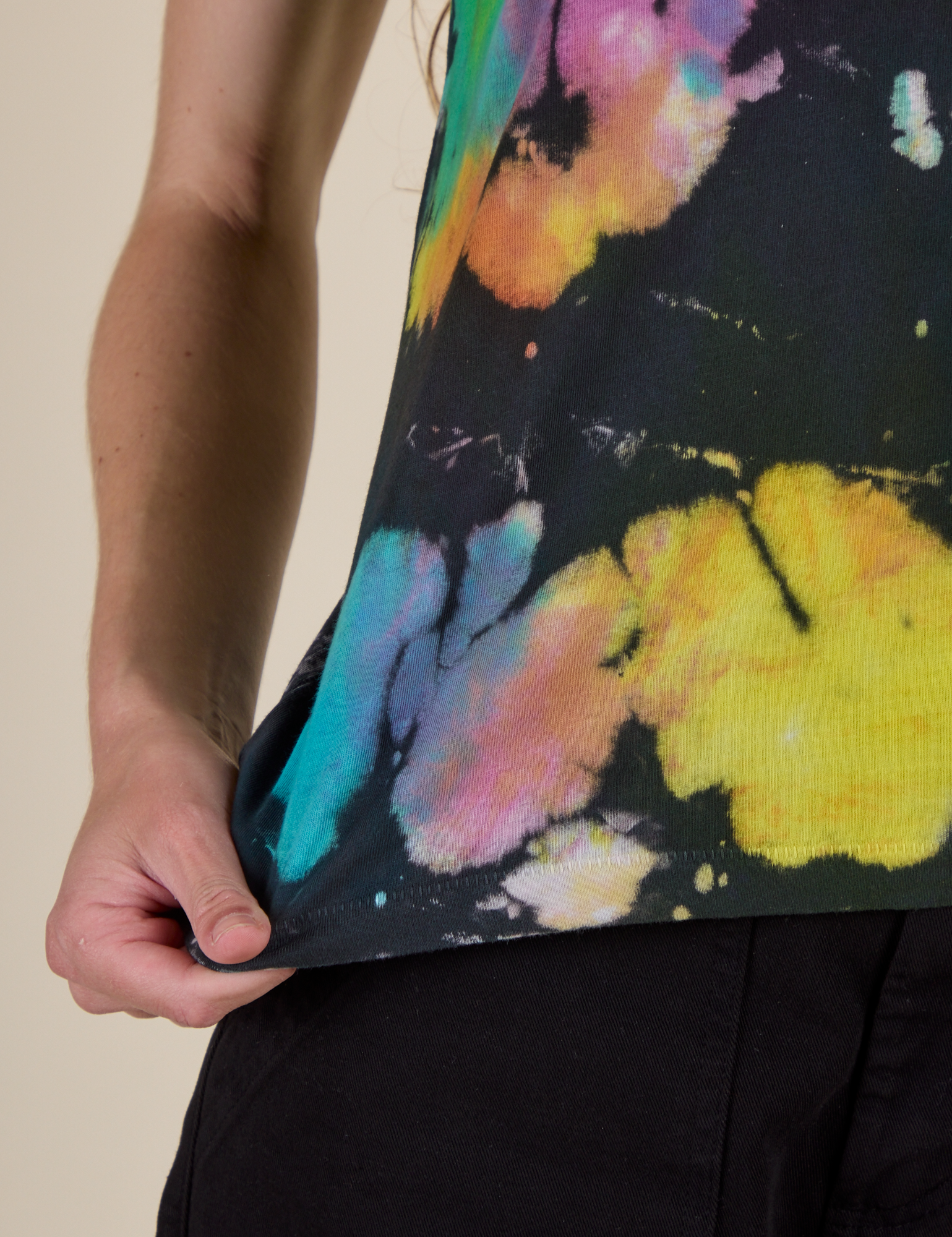 Magic Waters Vintage Tee - Rainbow