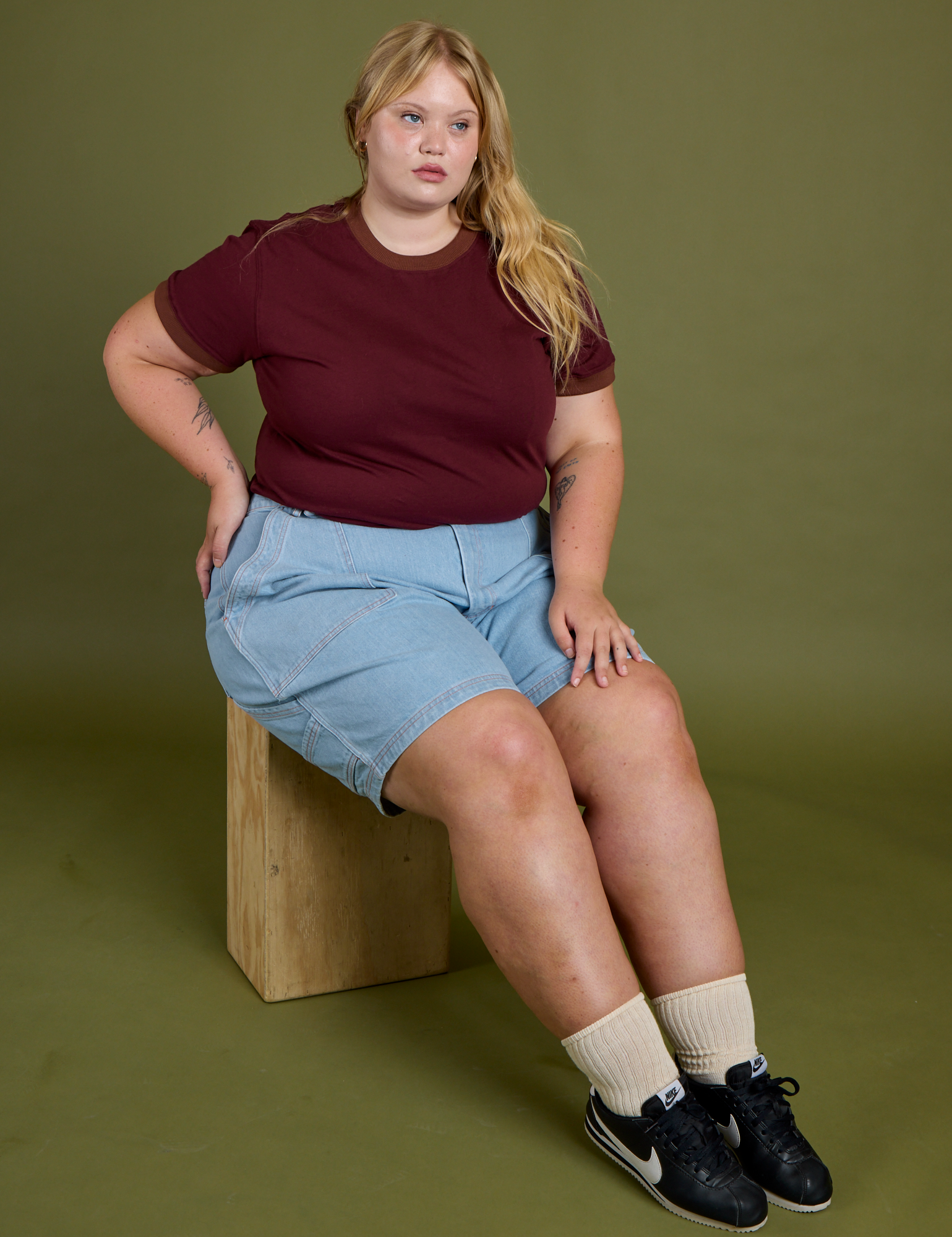 Vintage Ringer Tee in Red Wine and Carpenter Shorts in Light Wash worn by Juliet