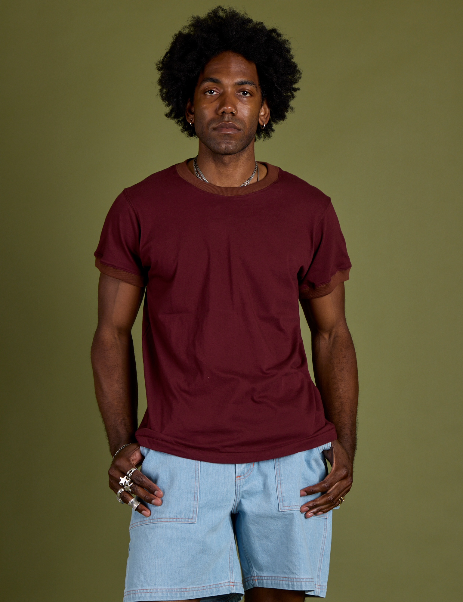 Jerrod is 6’3” and wearing M Vintage Ringer Tee in Red Wine