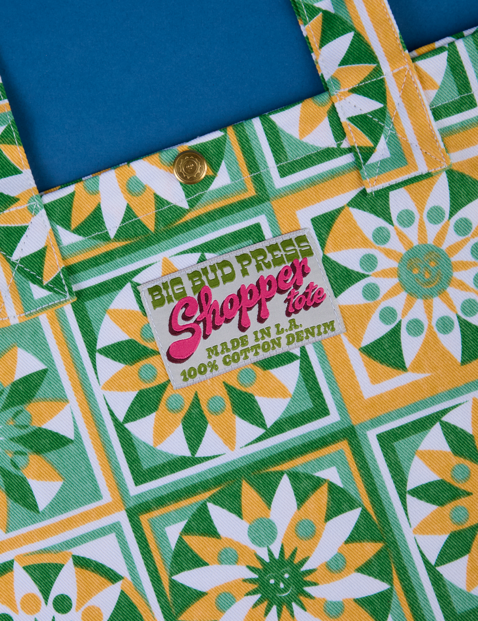 Spring Quilt Printed Shopper Tote close up