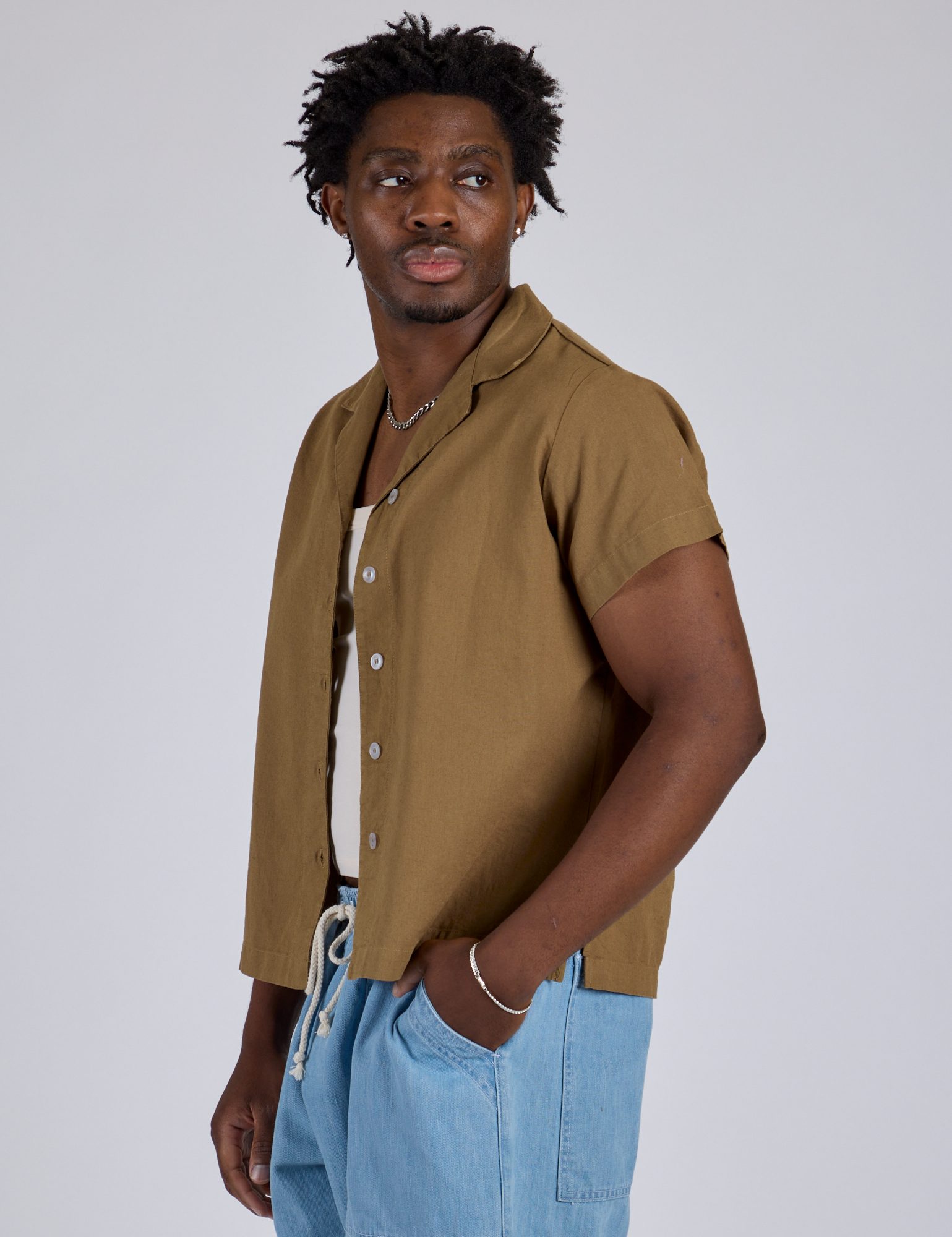 Pantry Button-Up in Desert Brown angled front view on Isaac
