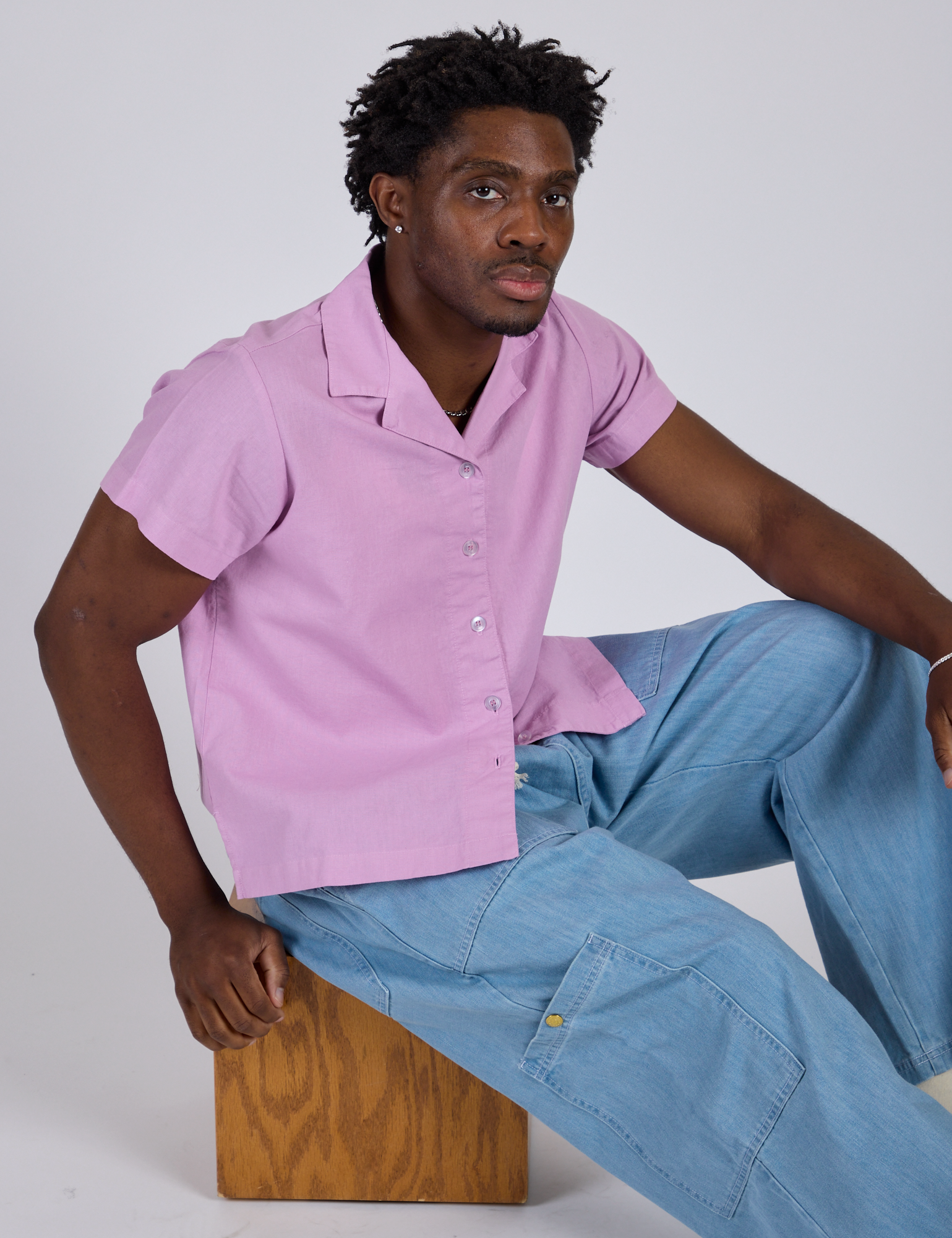 Pantry Button-Up in Lilac Purple worn by Isaac