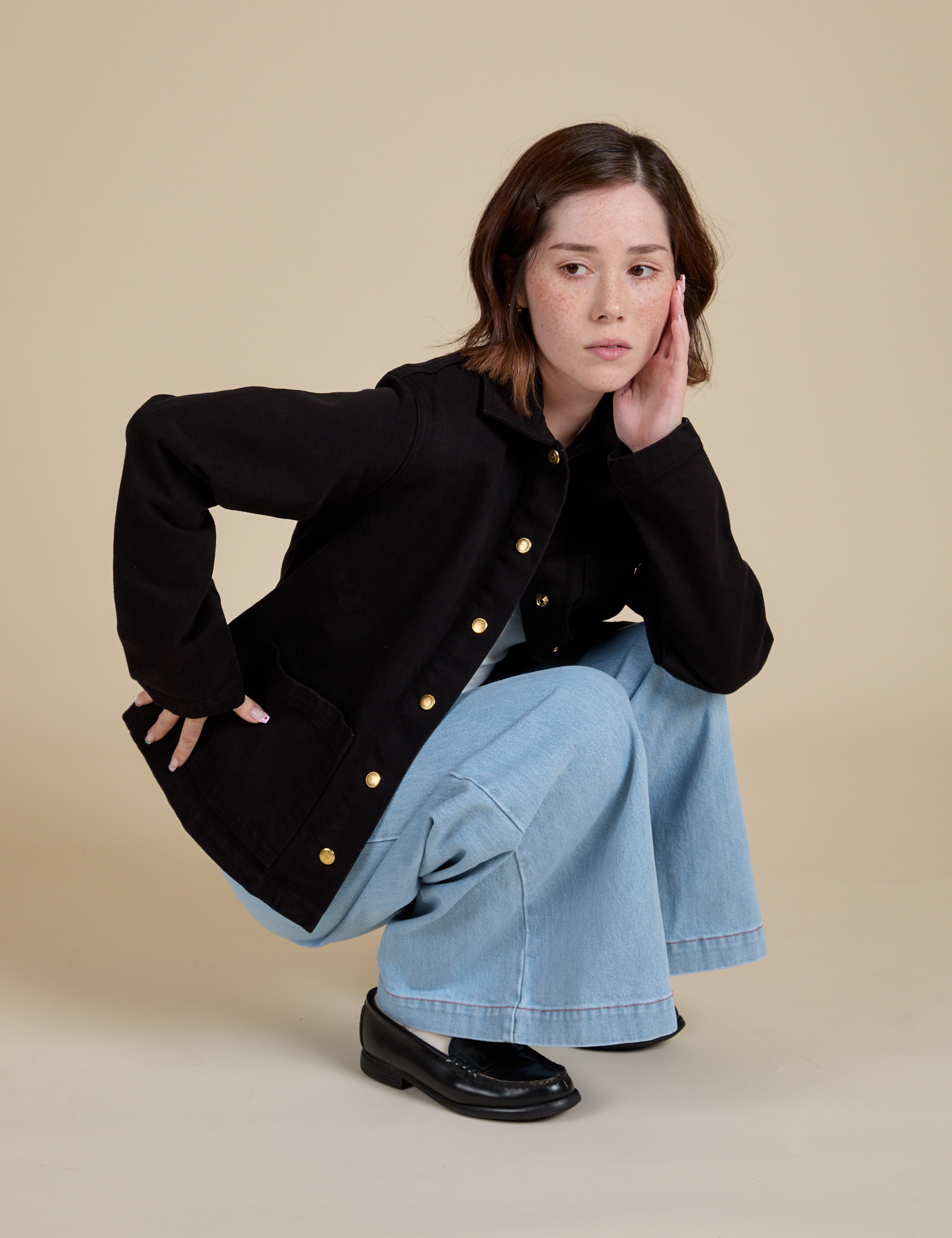 Work Jacket in Basic Black worn by Hana