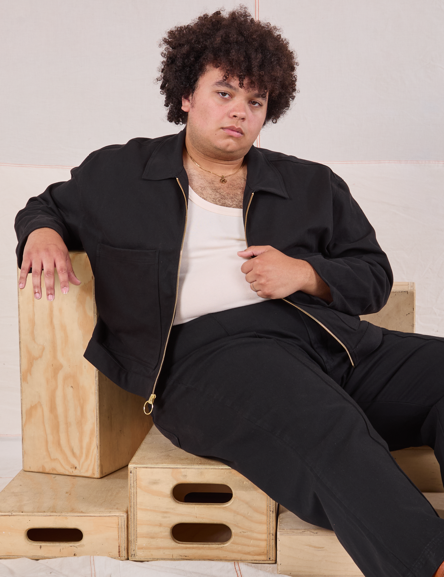 Mechanic Jacket in Basic Black worn by Miguel