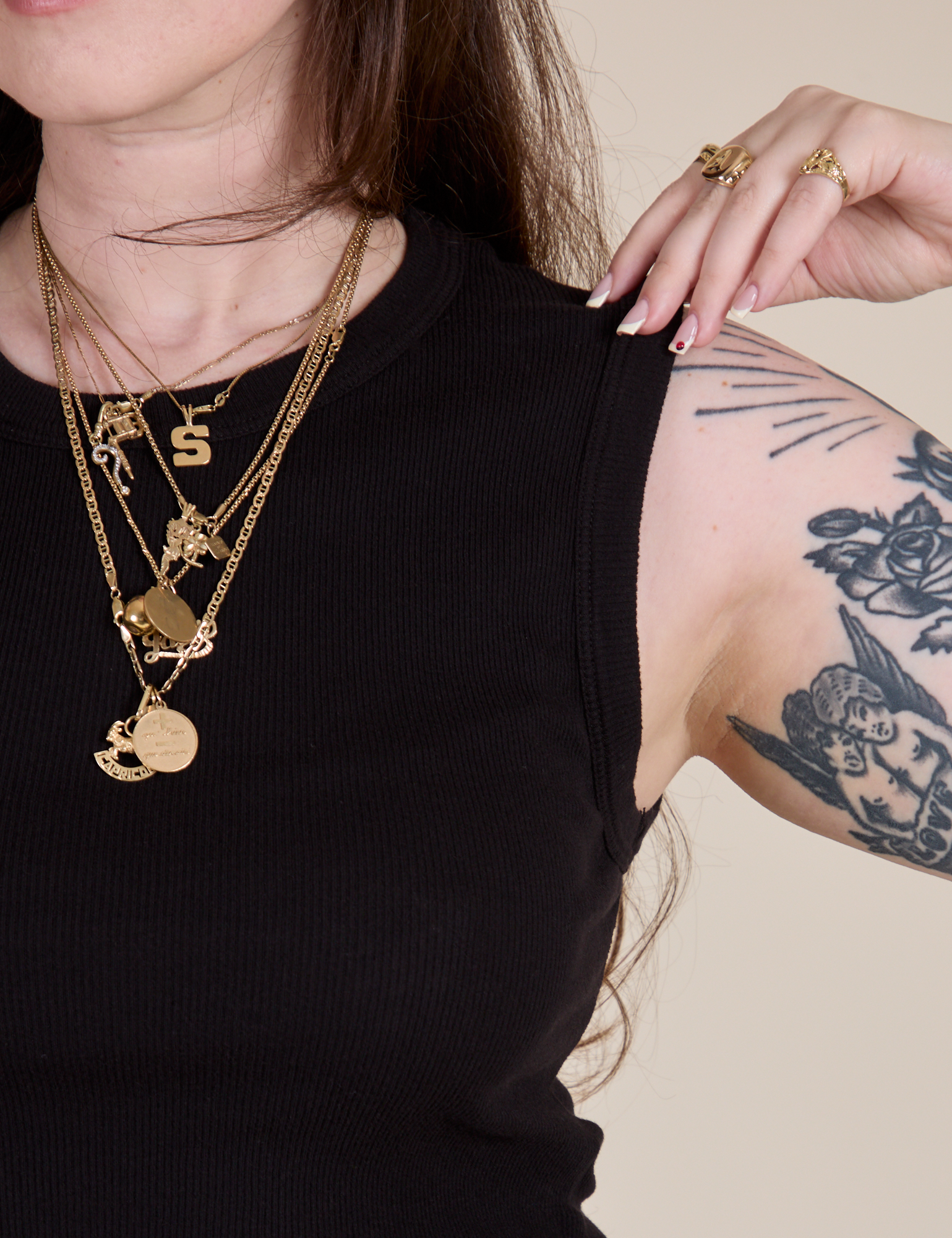 Muscle Tee in Basic Black front close up on Sydney