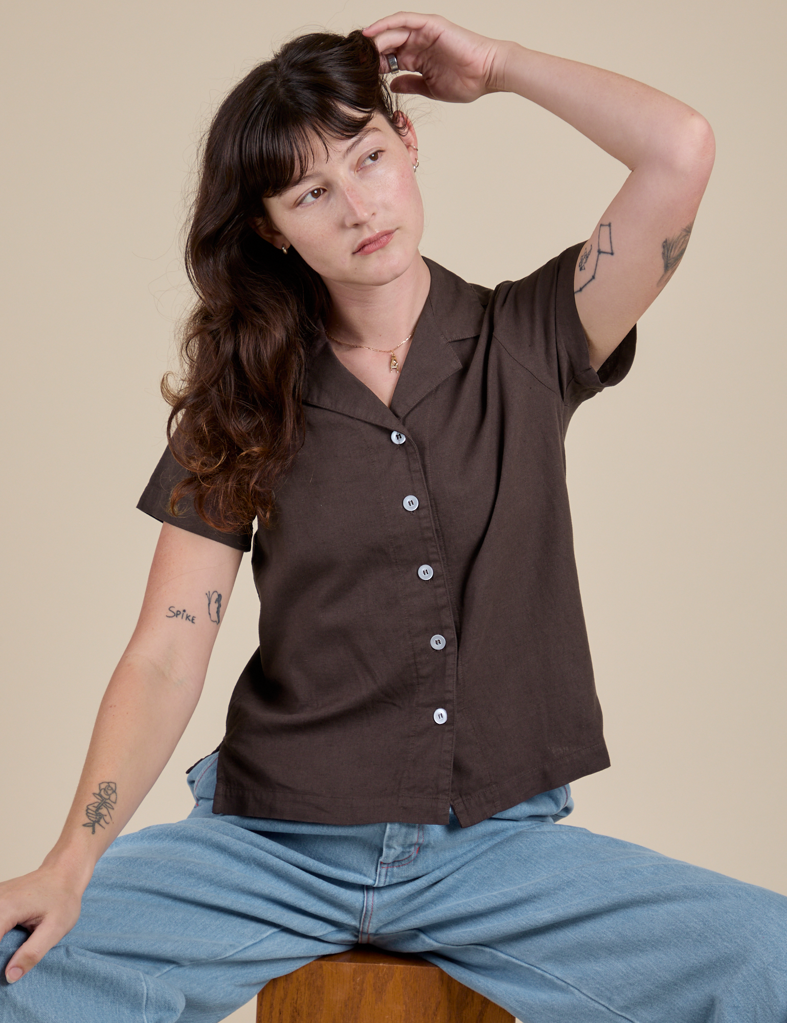 Pantry Button-Up in Espresso Brown worn by Alex